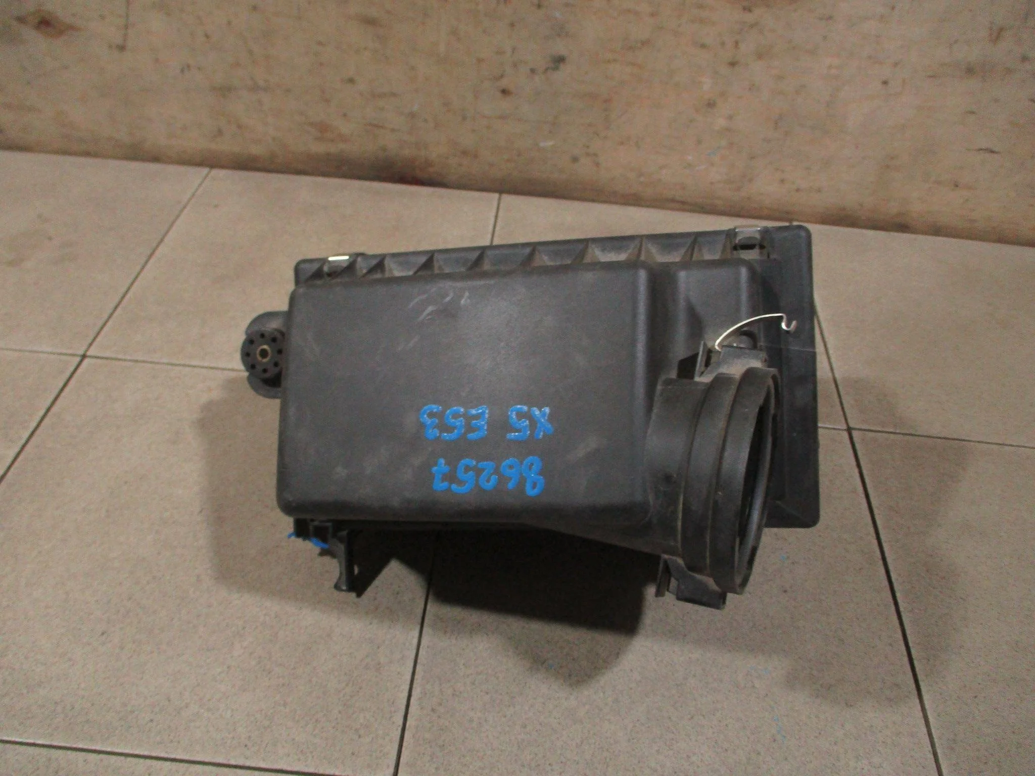 корпус воздушного фильтра BMW X5 (E53) 1999-2006