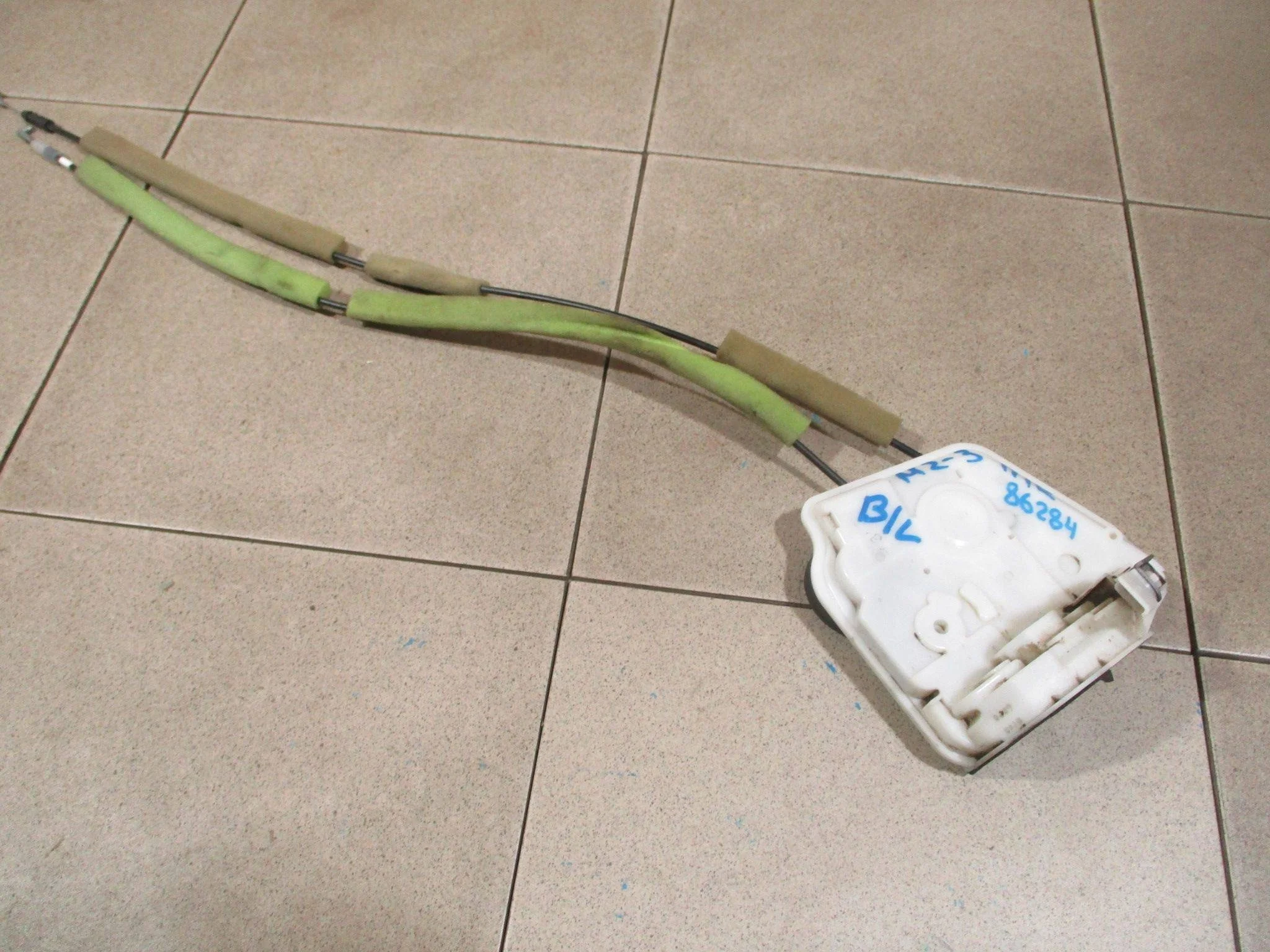 замок двери Mazda Mazda 3 (BL) 2008-2013