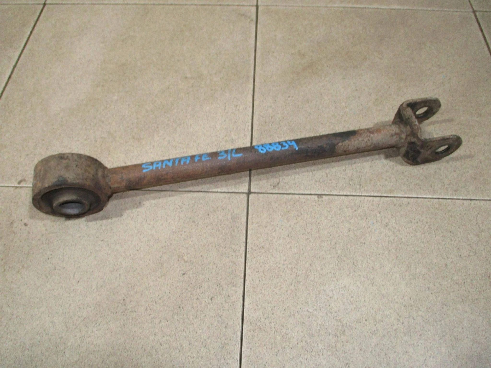 рычаг продольный Hyundai Santa Fe II (CM) 2006-2012