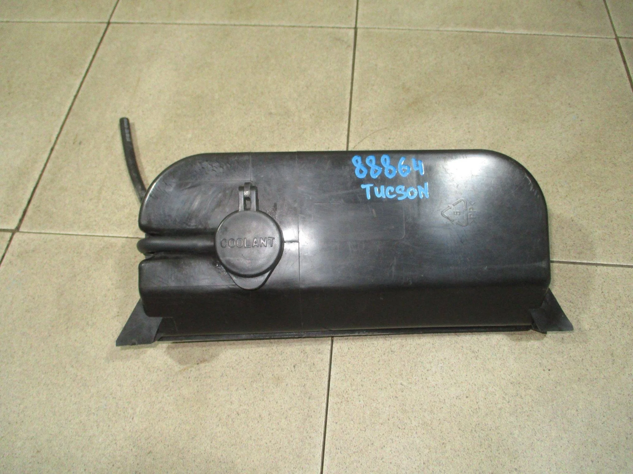 Бачок расширительный Hyundai Tucson (JM) 2004-2009