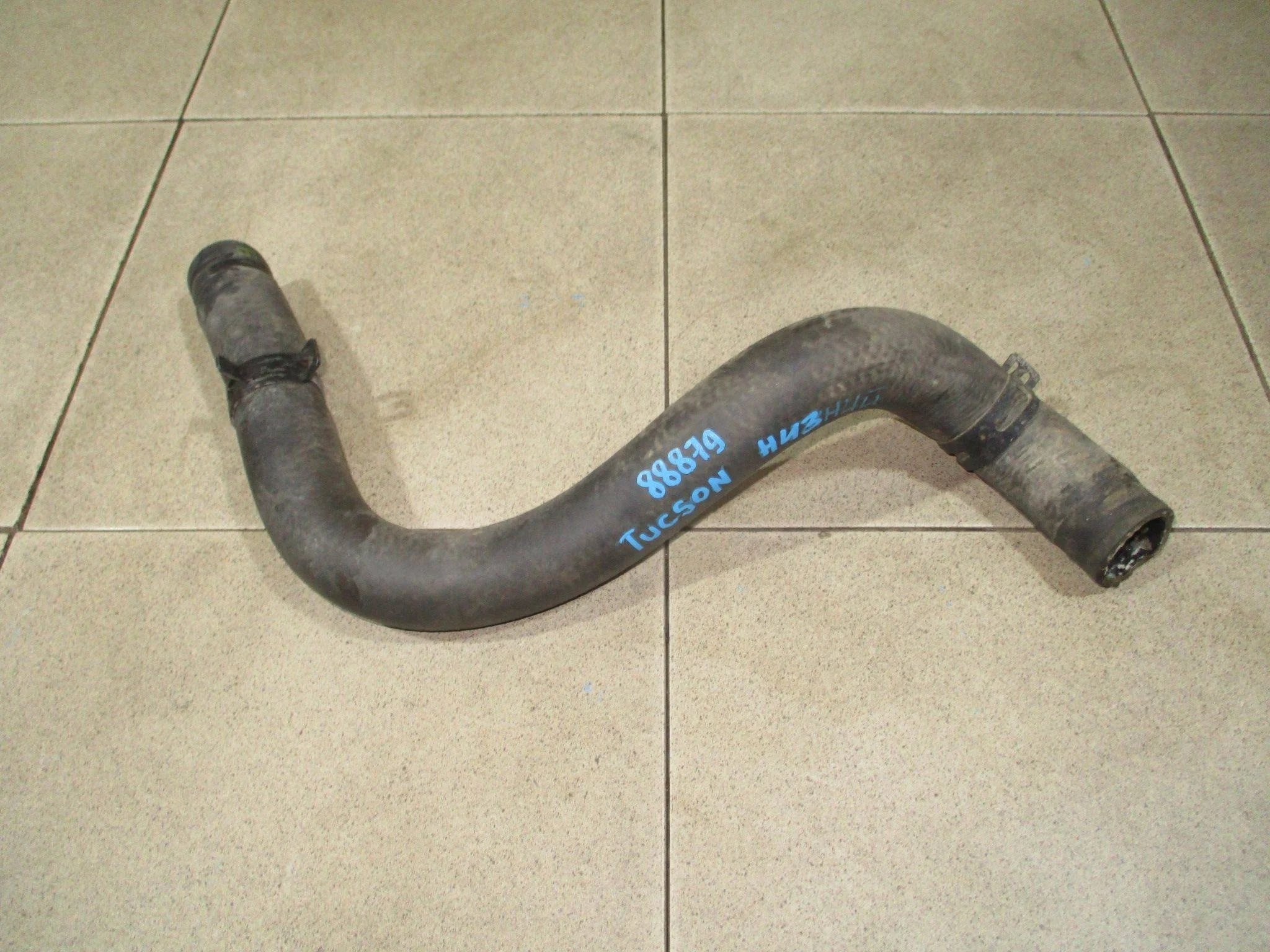 Патрубок радиатора Hyundai Tucson (JM) 2004-2009