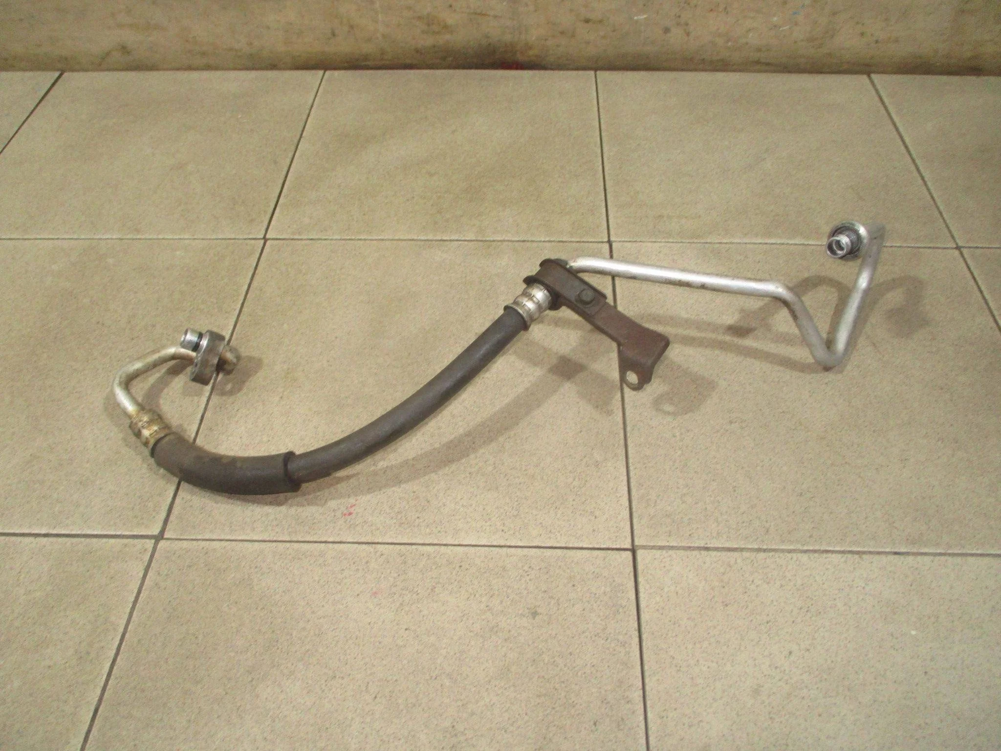 трубка кондиционера Infiniti FX/QX70 (S50) 2003-2008