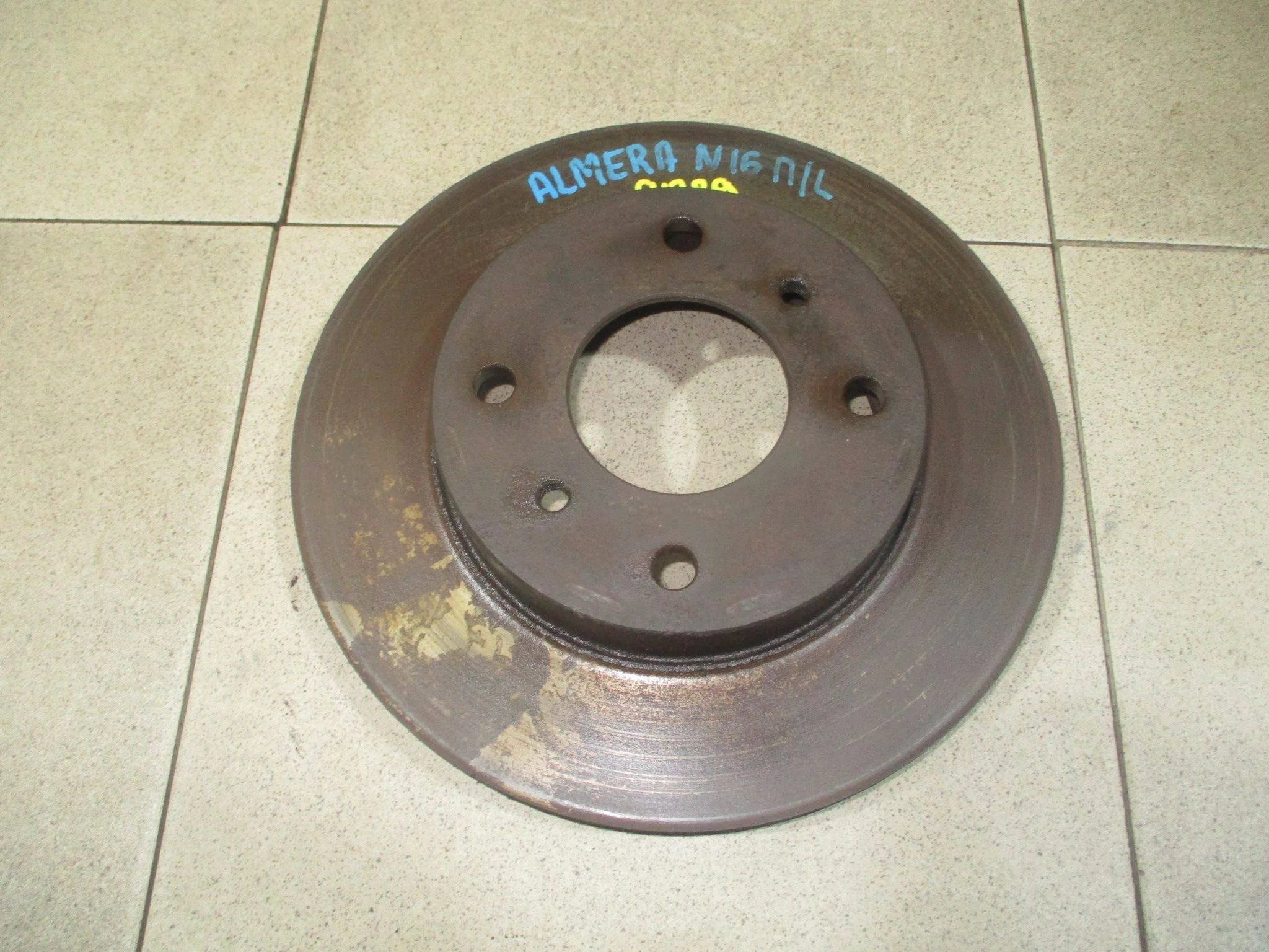 Диск тормозной передний вентилируемый Nissan Almera (N16) 2000-2006