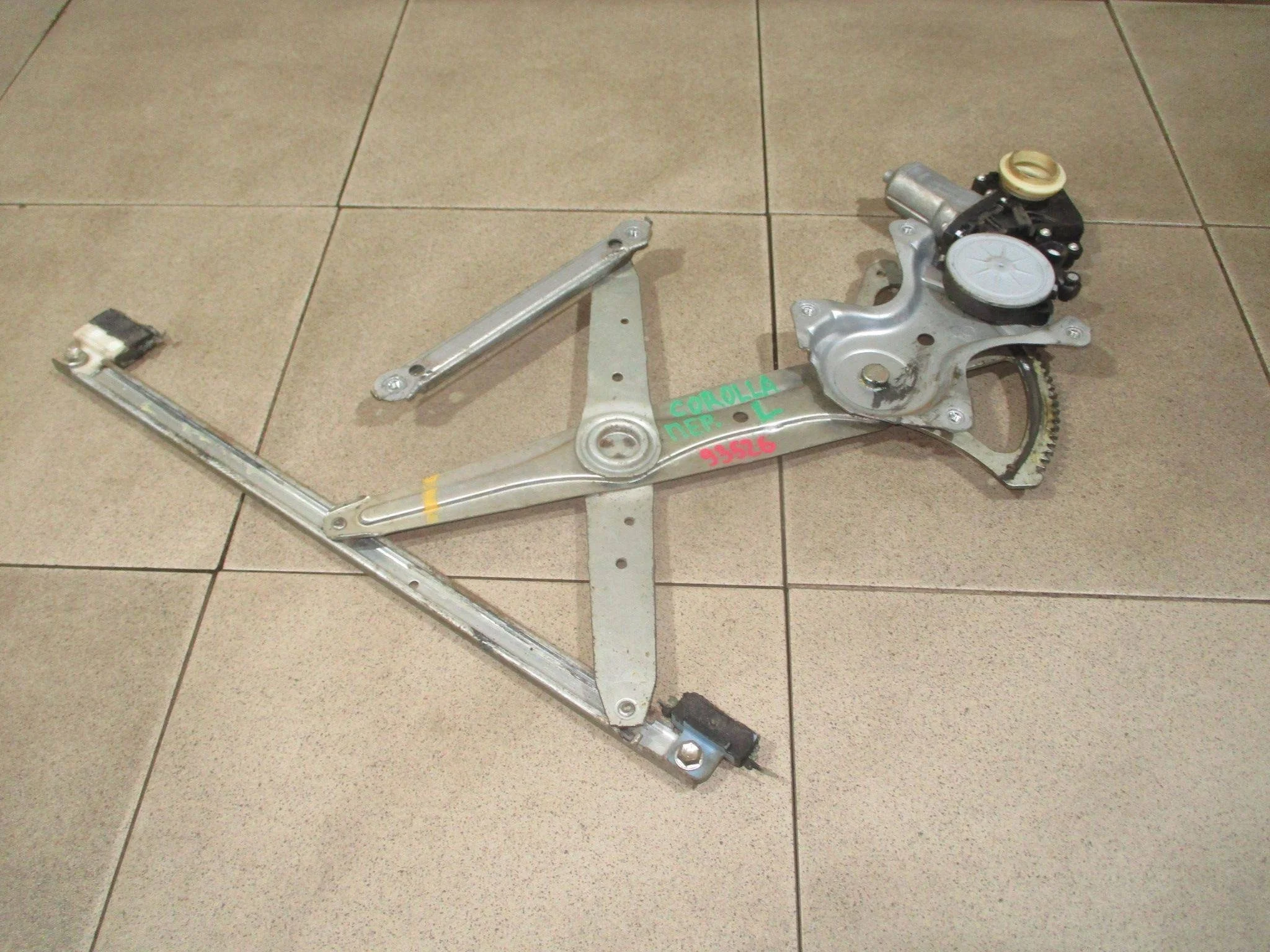 стеклоподъемник электр. Toyota Corolla (E150) 2006-2013