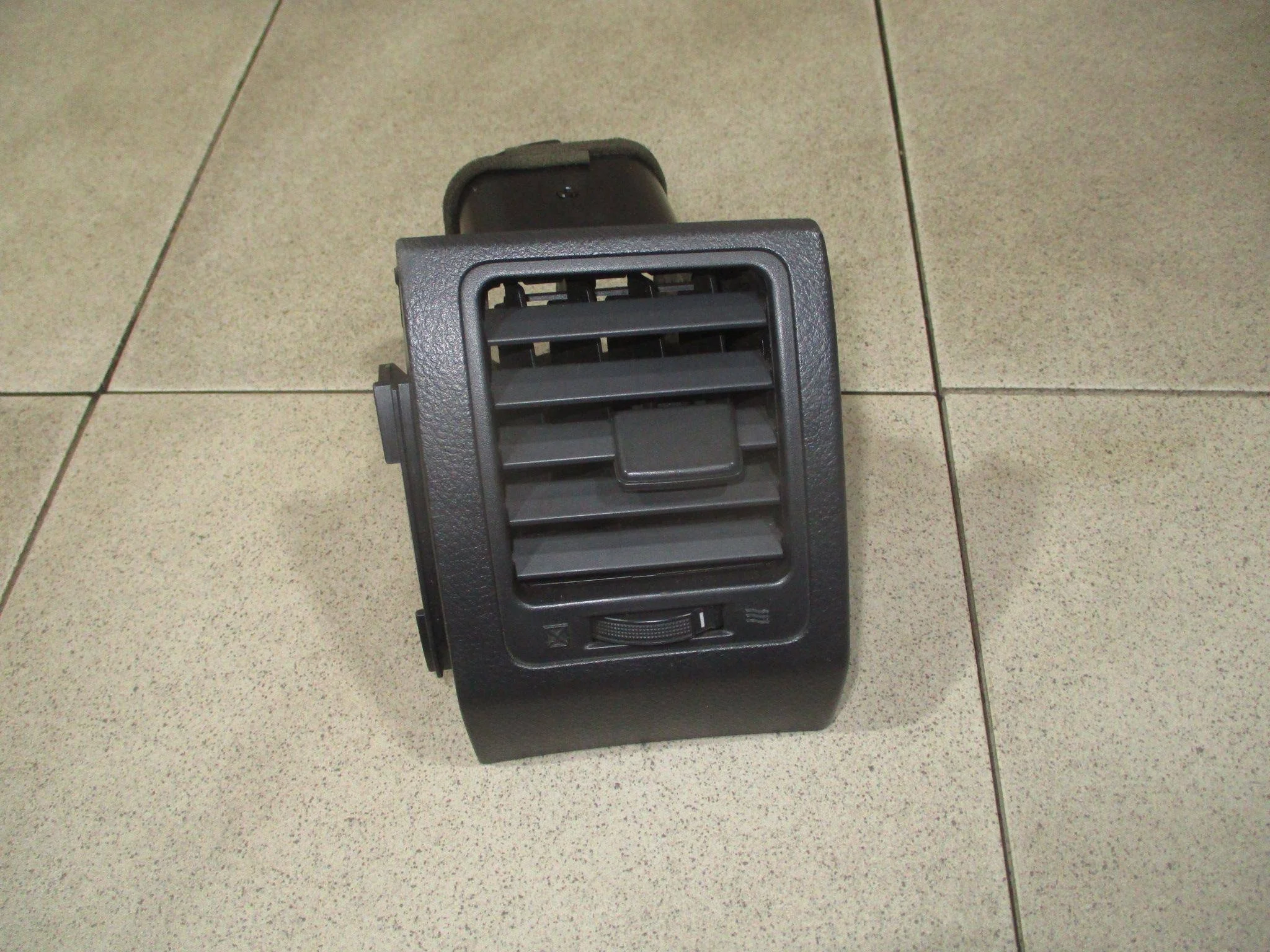 дефлектор воздушный Toyota Corolla (E150) 2006-2013