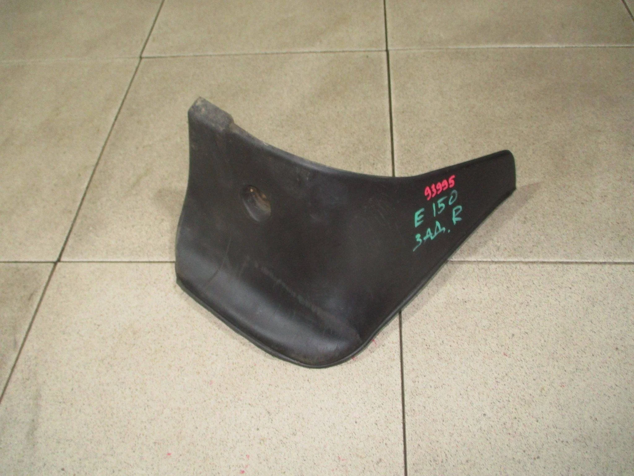 Брызговик задний правый Toyota Corolla (E150) 2006-2013