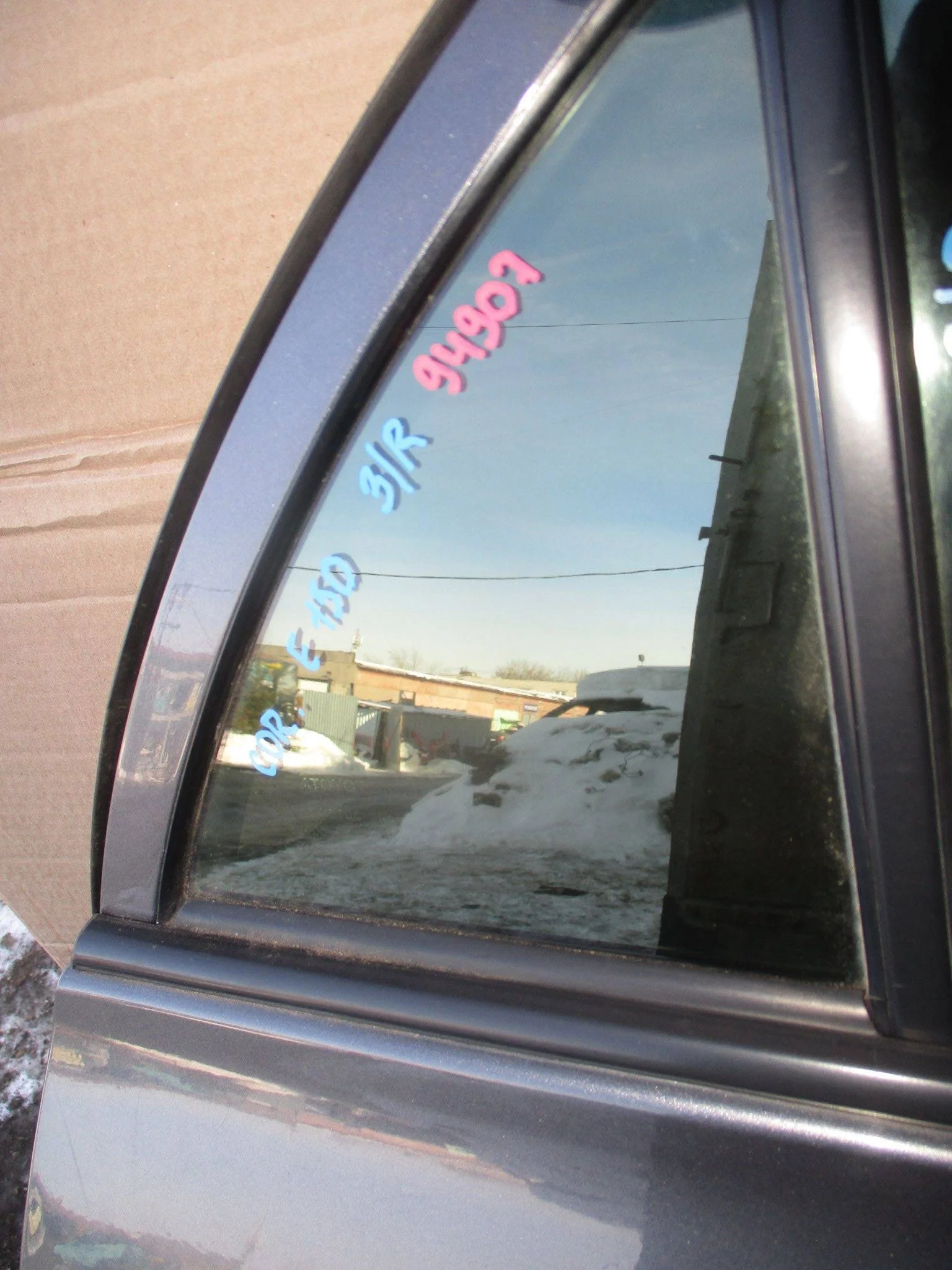 Стекло двери задней правой (форточка) Toyota Corolla (E150) 2006-2013
