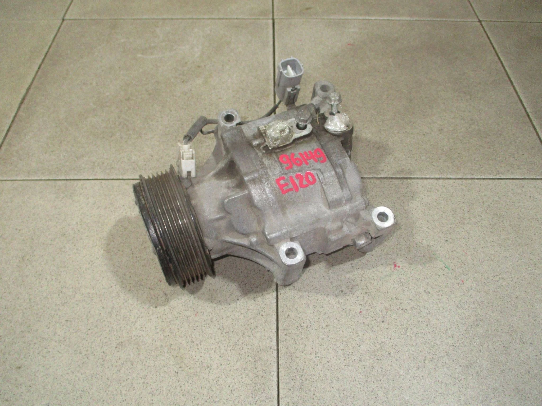 компрессор кондиционера Toyota Corolla (E120) 2000-2007