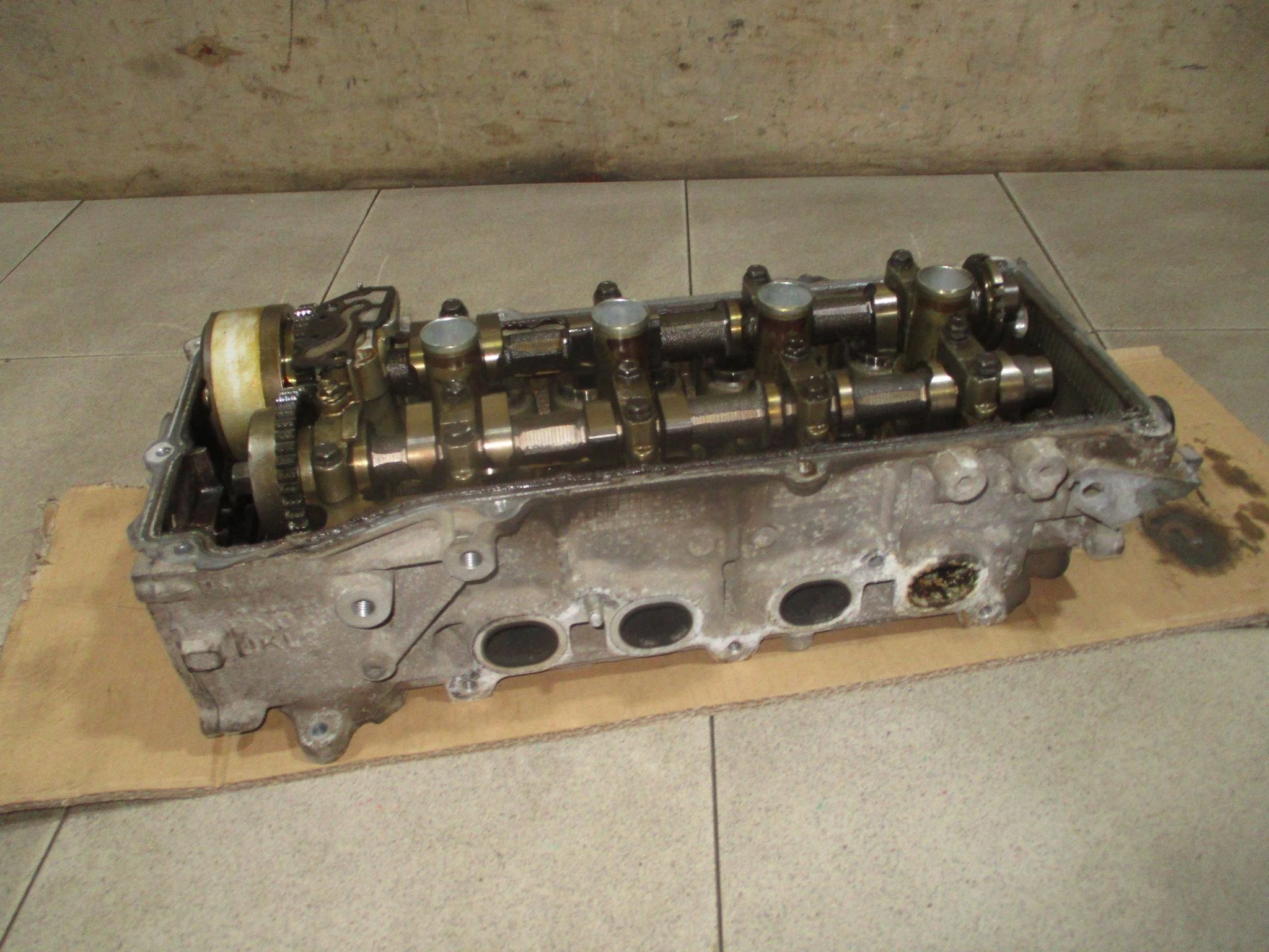 головка блока Nissan Note (E11) 2004-2013