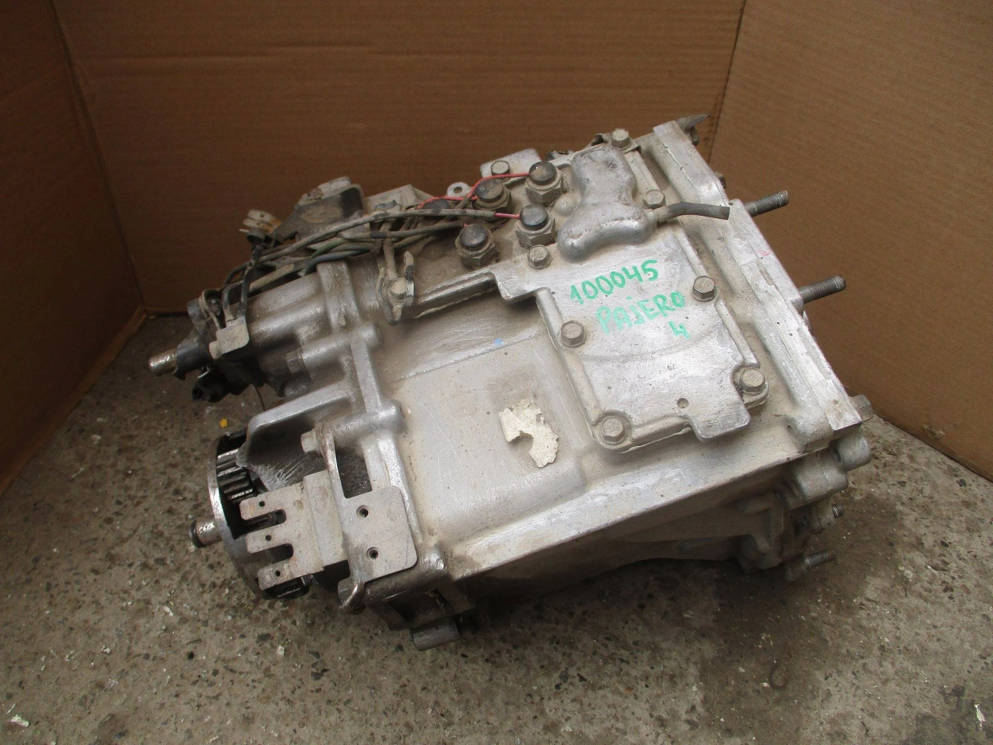 коробка раздаточная Mitsubishi Pajero IV 2006-2021