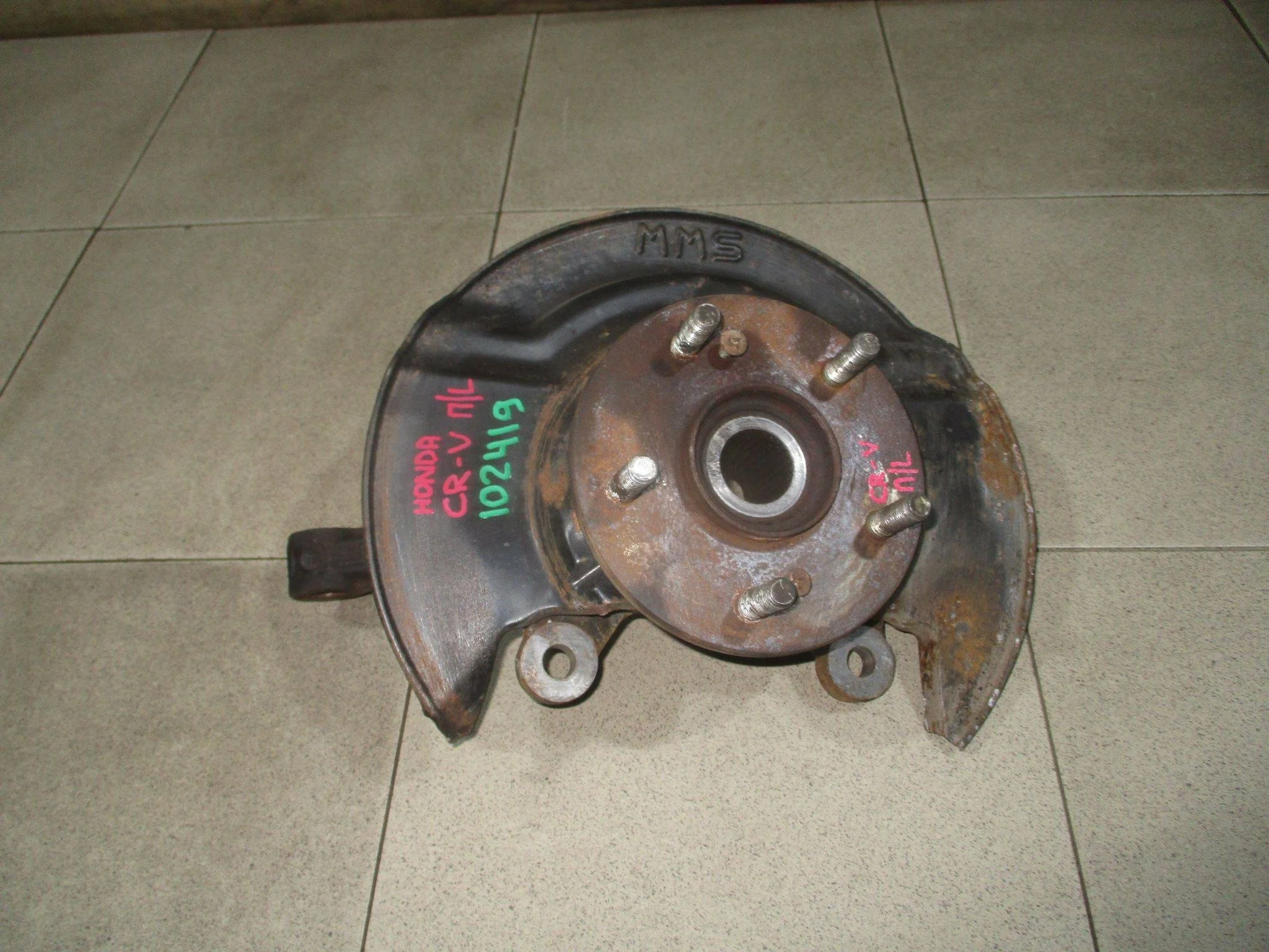 кулак поворотный Honda CR-V III 2007-2012