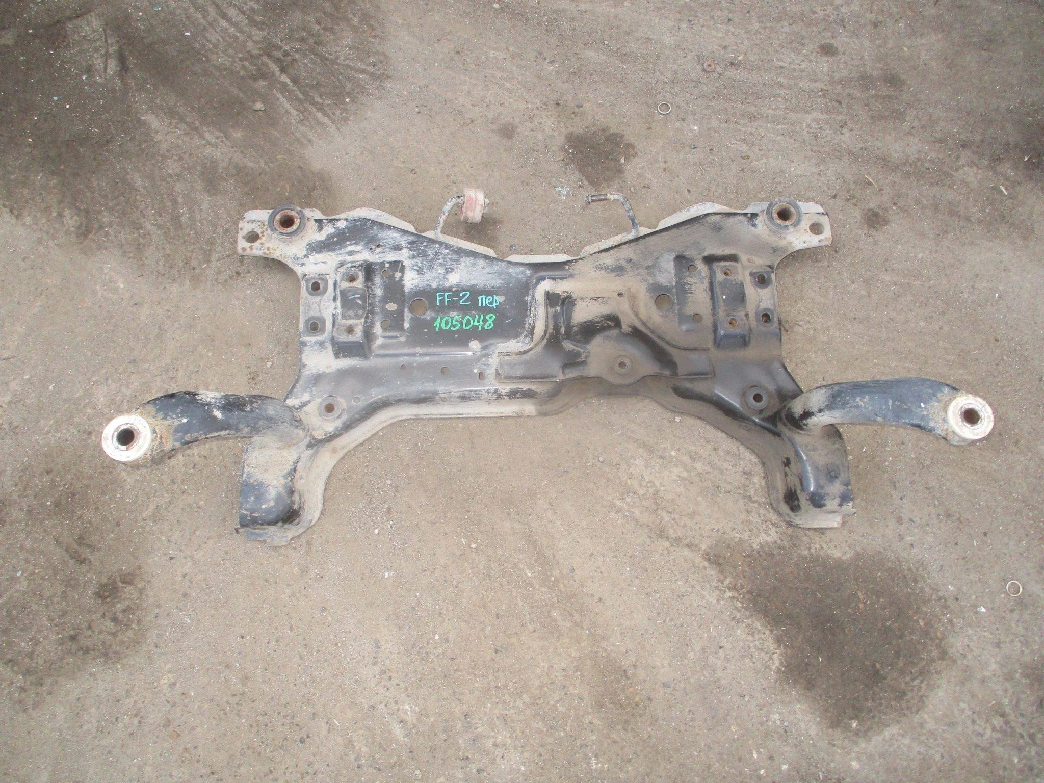 балка подмоторная Ford Focus II 2005-2011