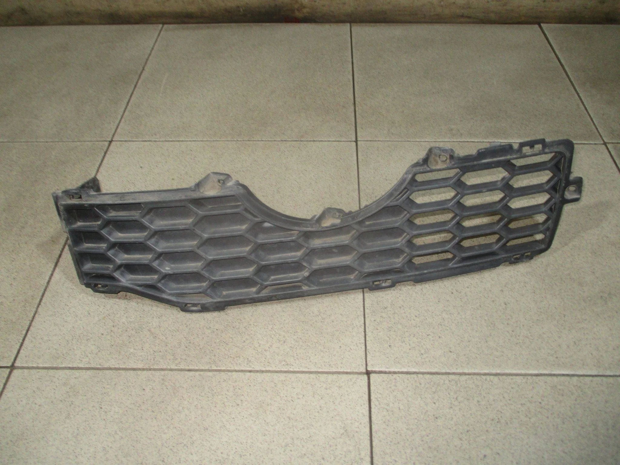 решетка в бампер Chevrolet Captiva (C100) 2006-2011