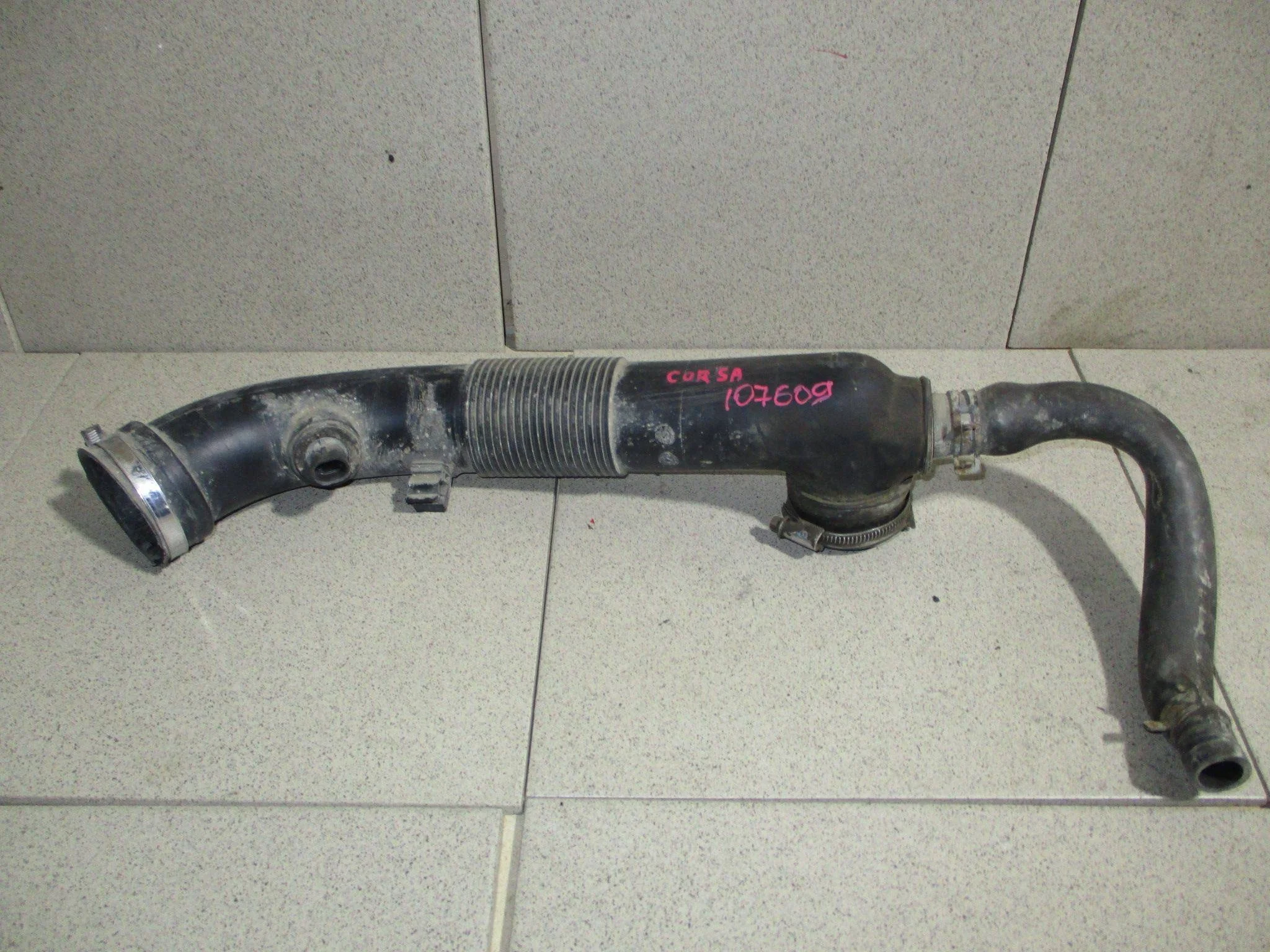 Воздуховод Opel Corsa D 2006-2014