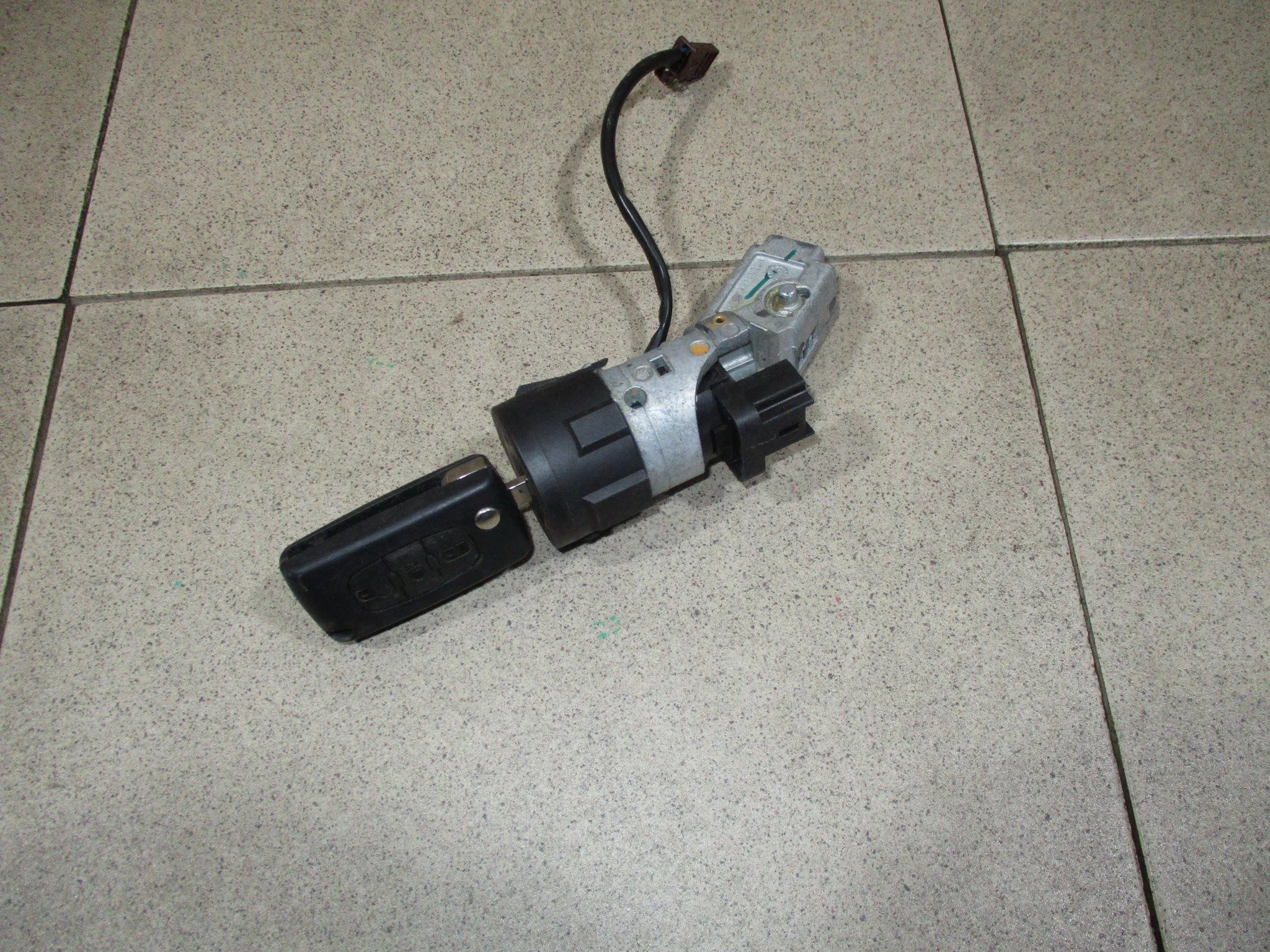 замок зажигания Citroen C4 I 2004-2010