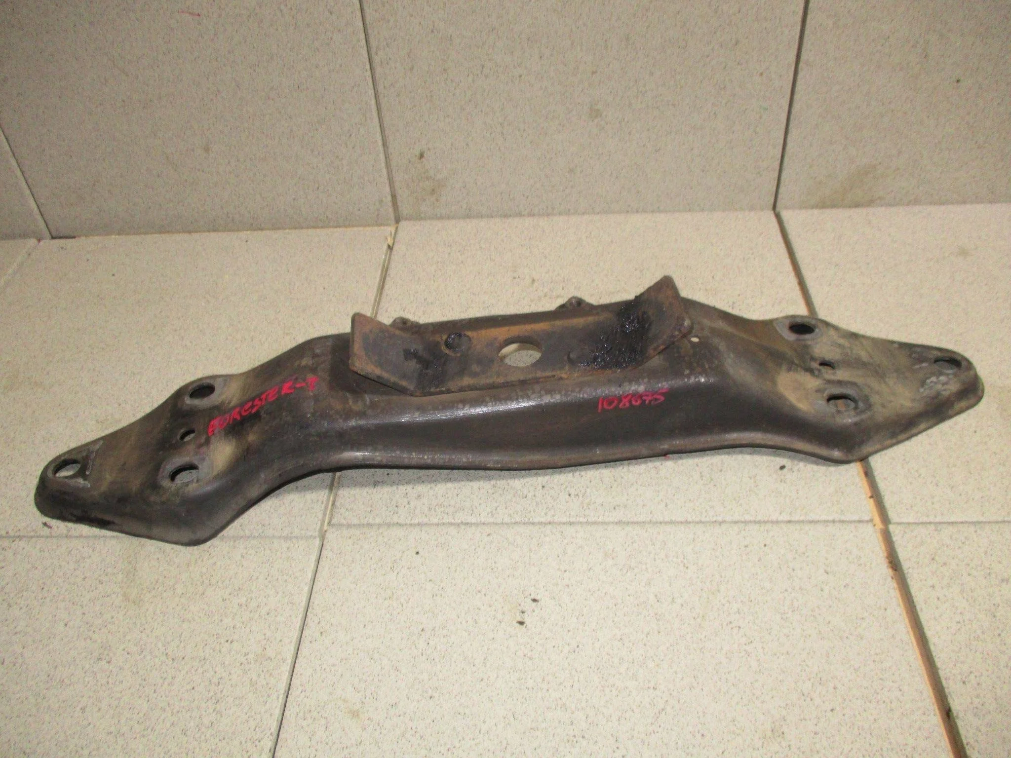 кронштейн кпп Subaru Forester III (SH) 2009-2012