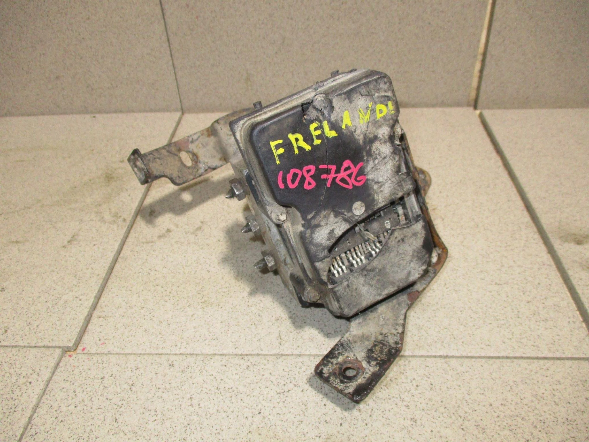 блок abs (насос) Hyundai Getz 2002-2011