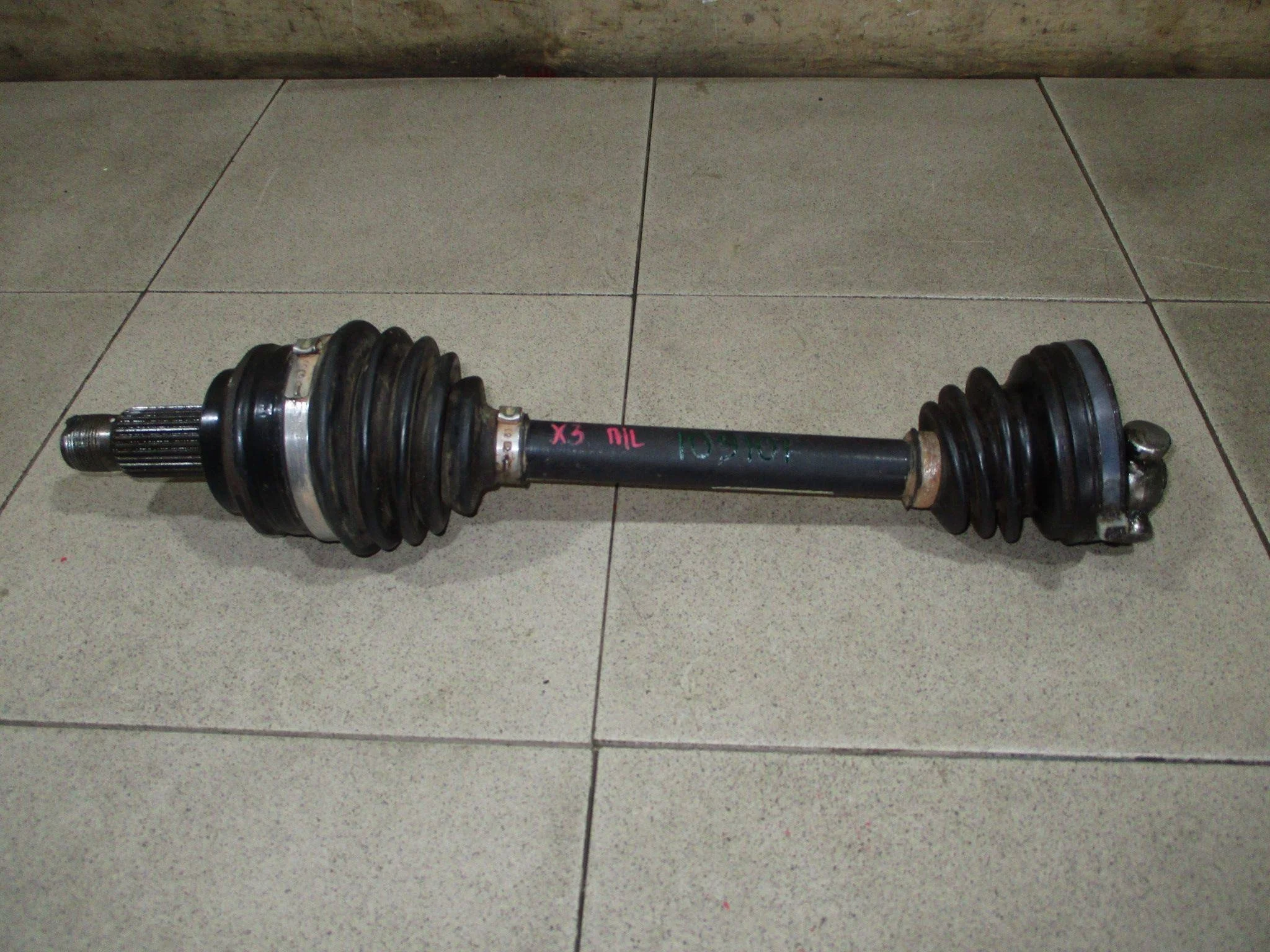 полуось BMW X3 (E83) 2003-2010