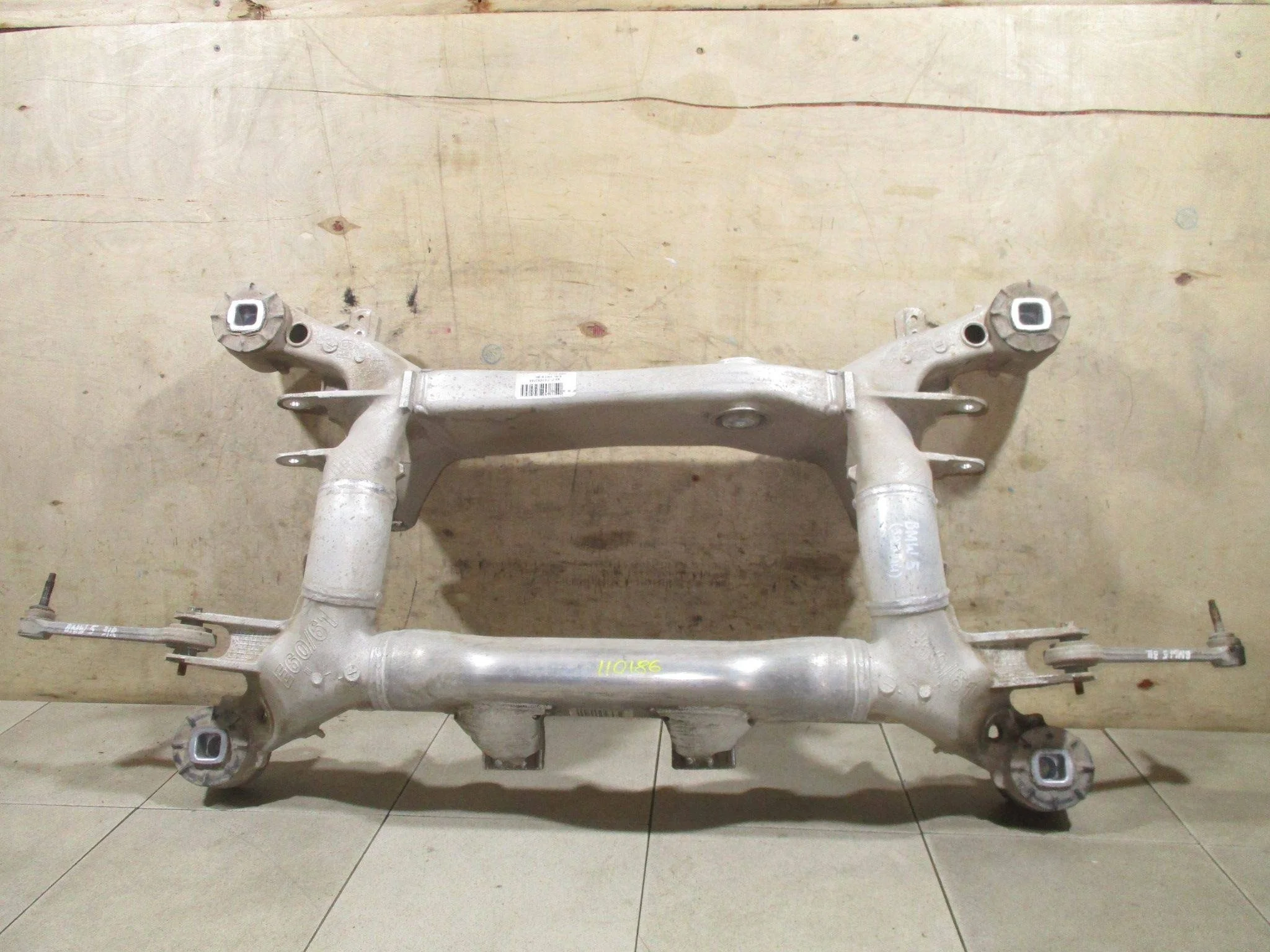 балка BMW 5-Series (E60/E61) 2004-2010