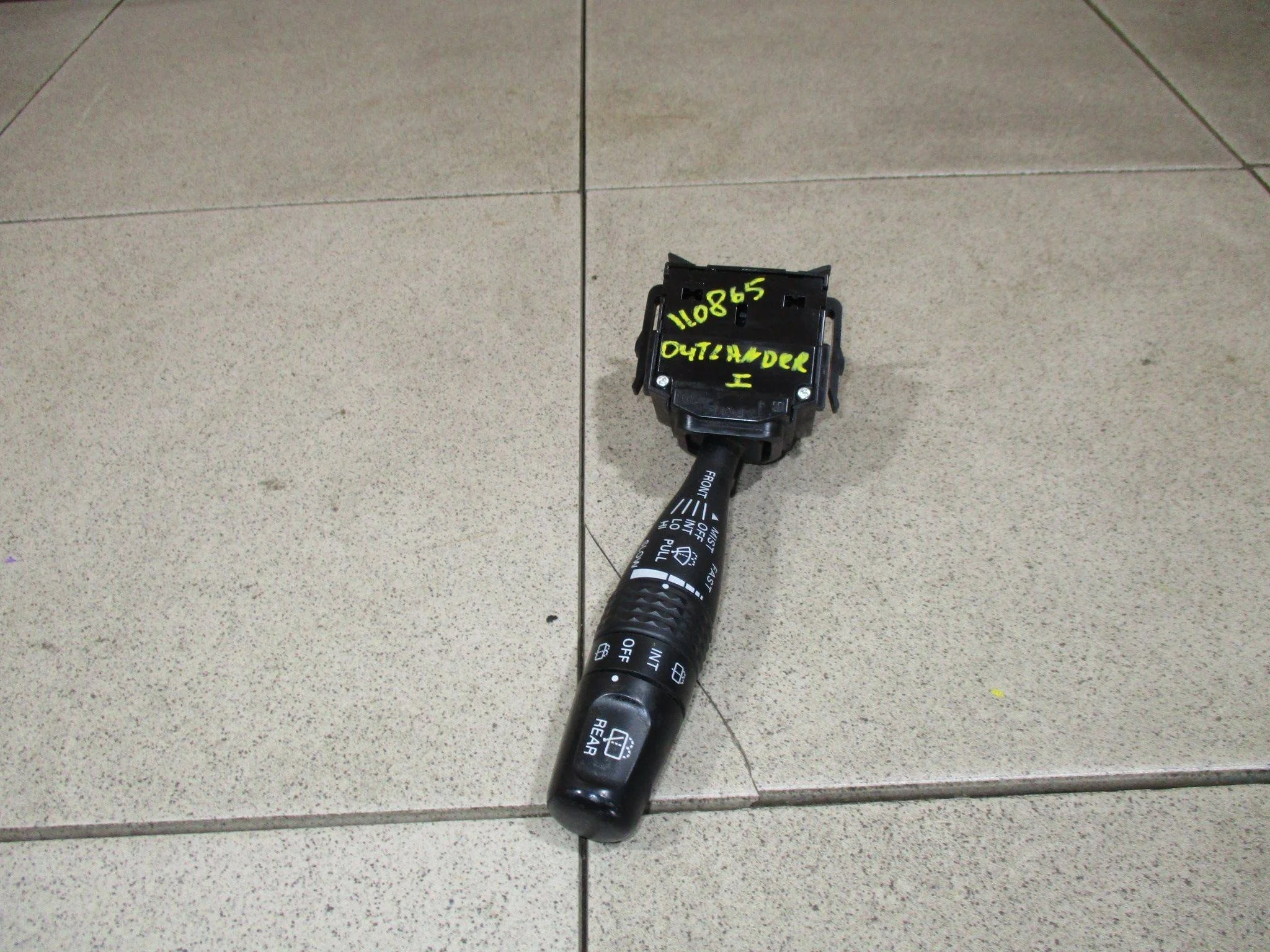 Переключатель стеклоочистителей Mitsubishi Outlander (CU) 2003-2009