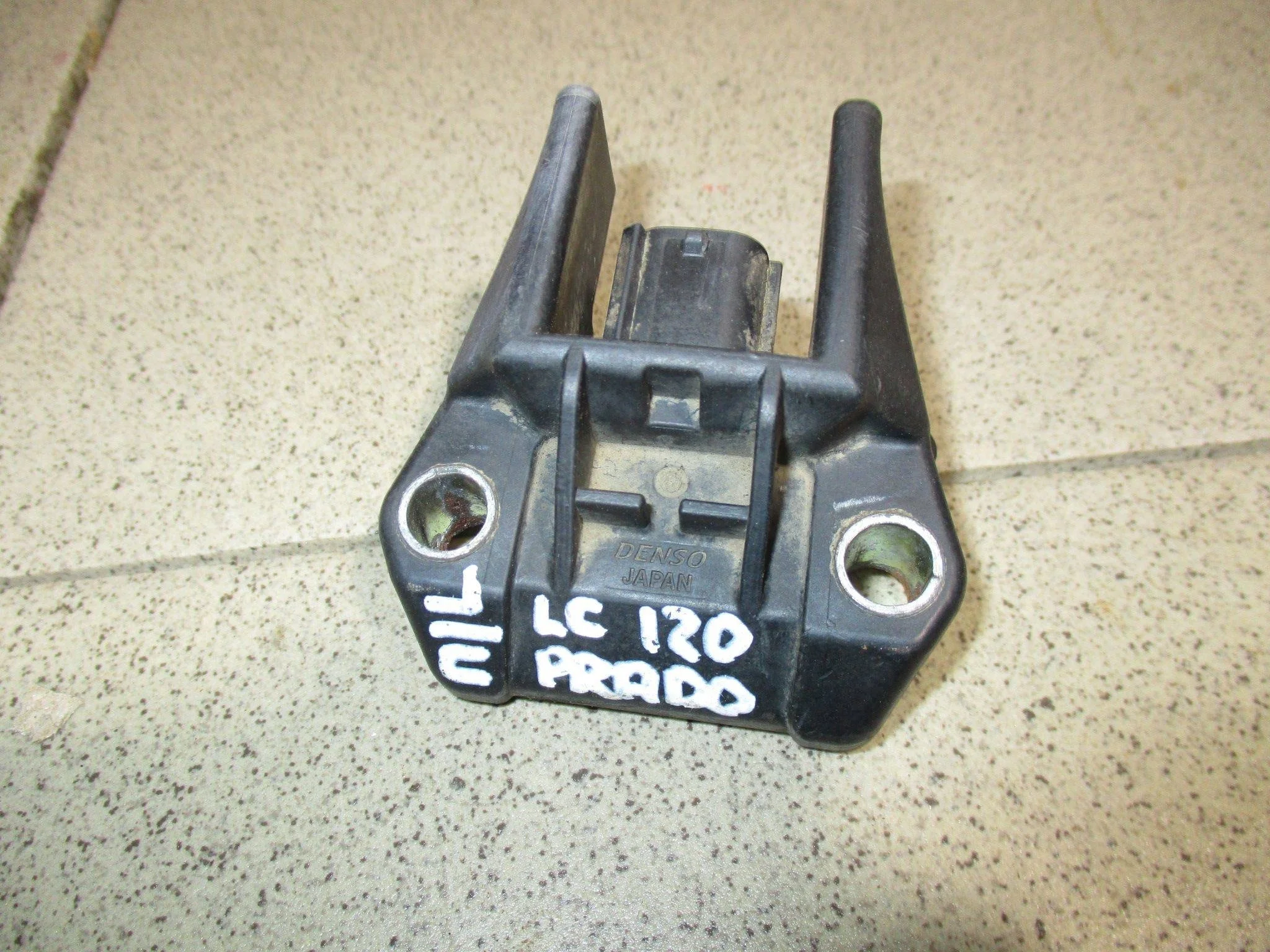 Датчик AIR BAG Toyota Land Cruiser Prado 120 2002-2009