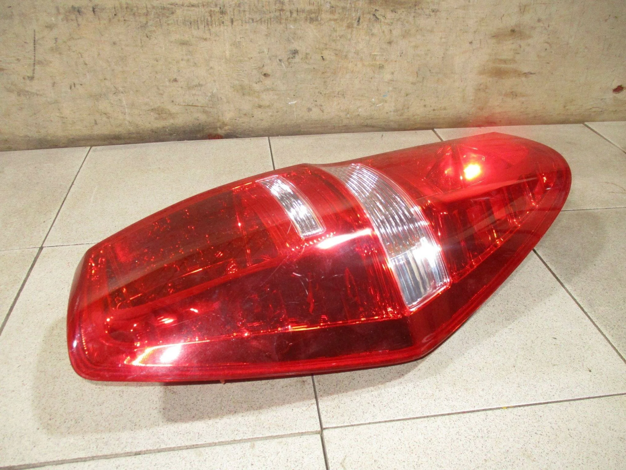 фонарь Hyundai Starex (TQ) 2007-2023