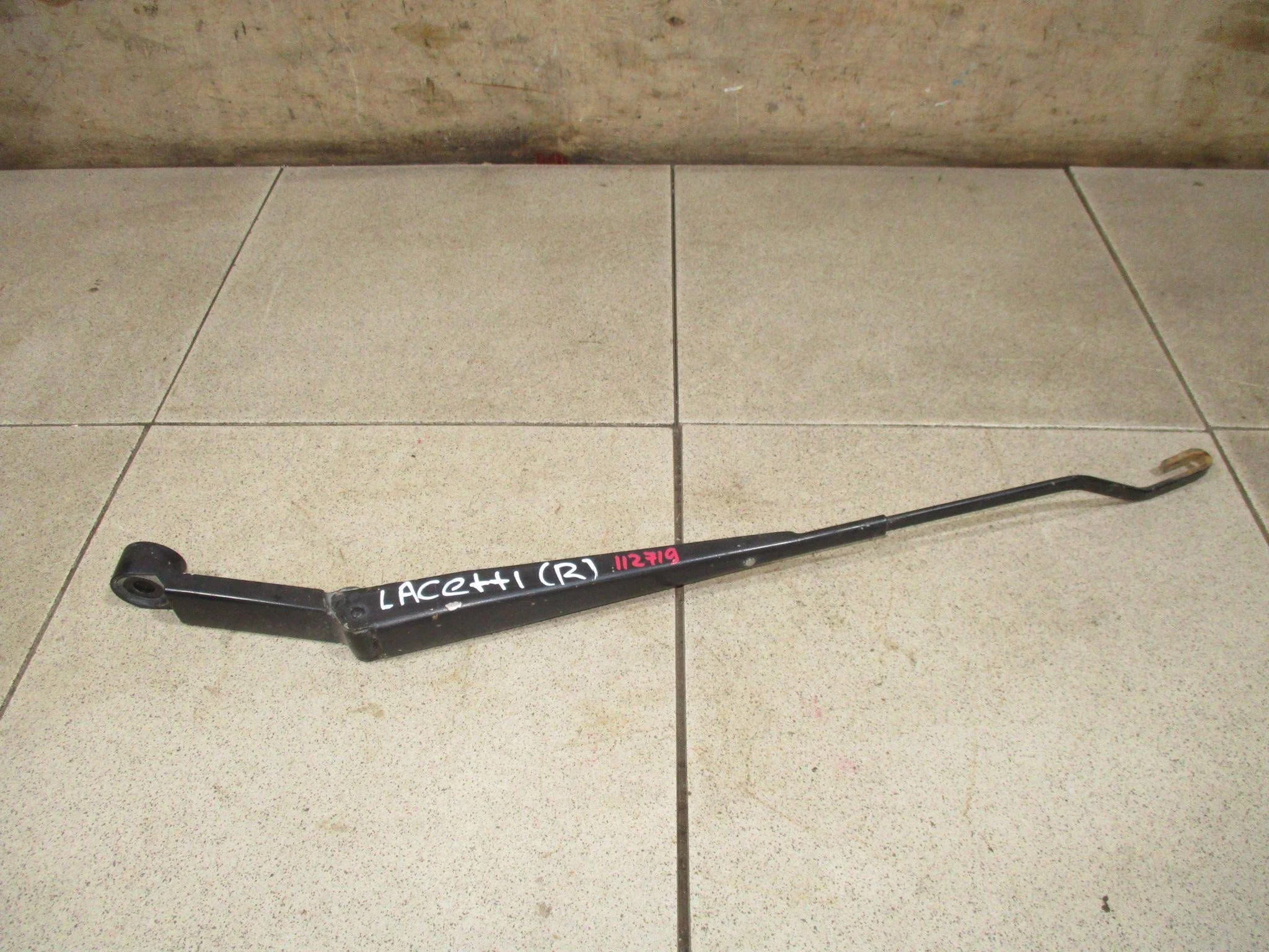 Поводок стеклоочистителя передний правый Chevrolet Lacetti (J200) 2002-2013