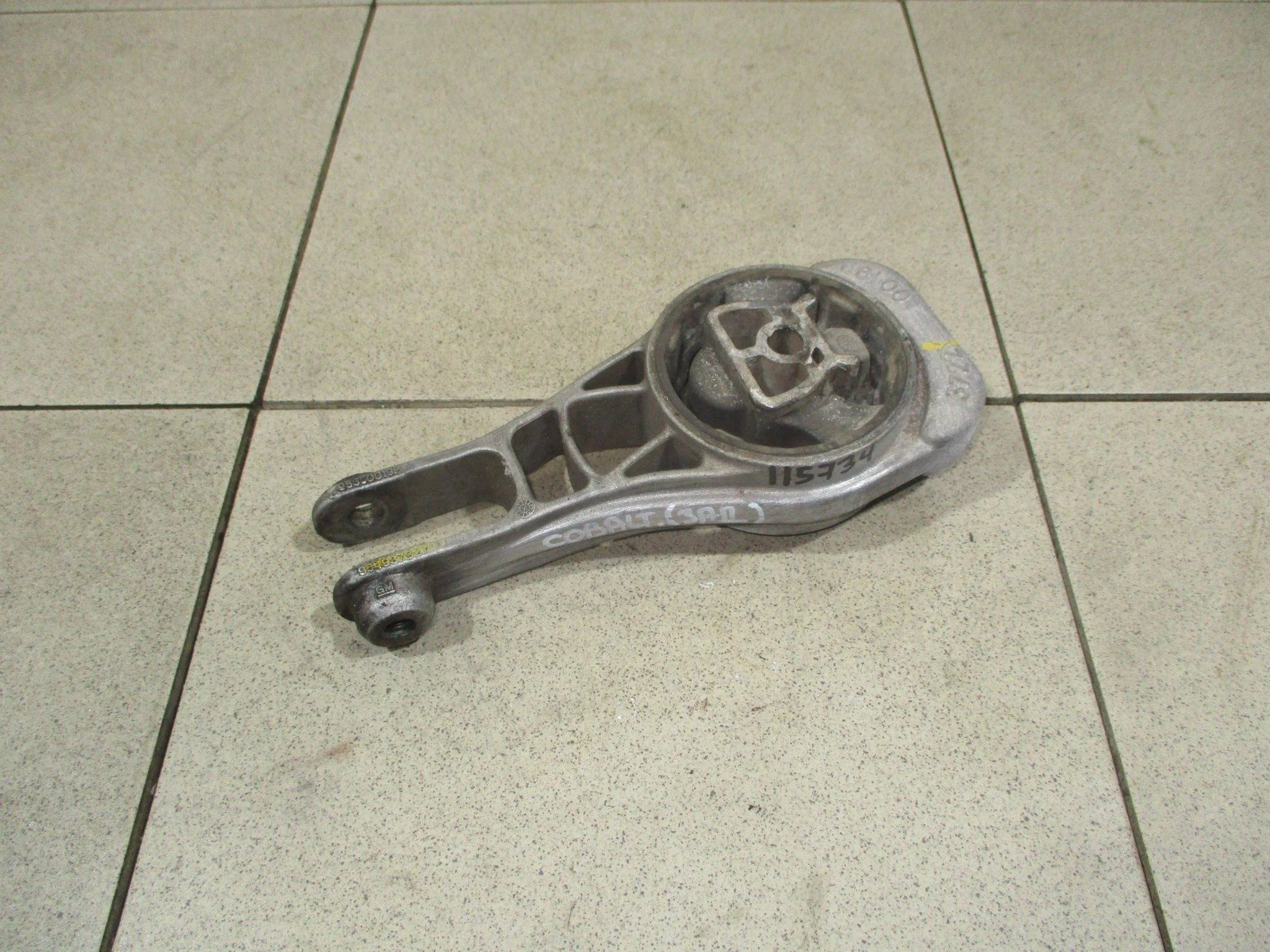 опора кпп Chevrolet Cobalt II 2012>