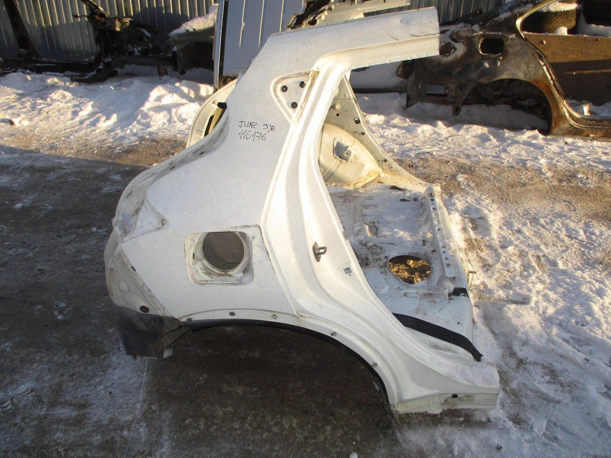 крыло Nissan Juke (F15) 2011-2019