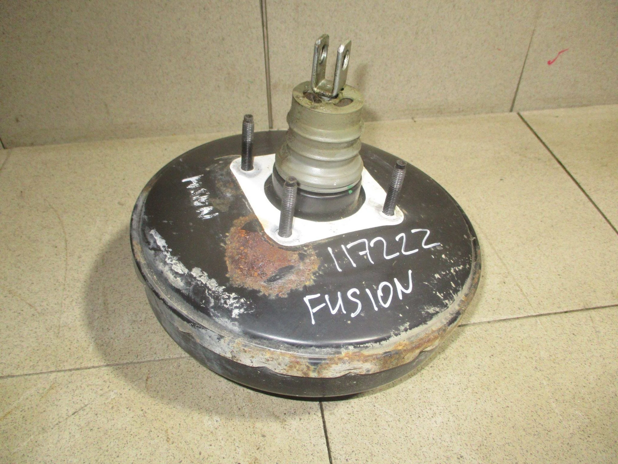Усилитель тормозов вакуумный Ford Fusion 2002-2012