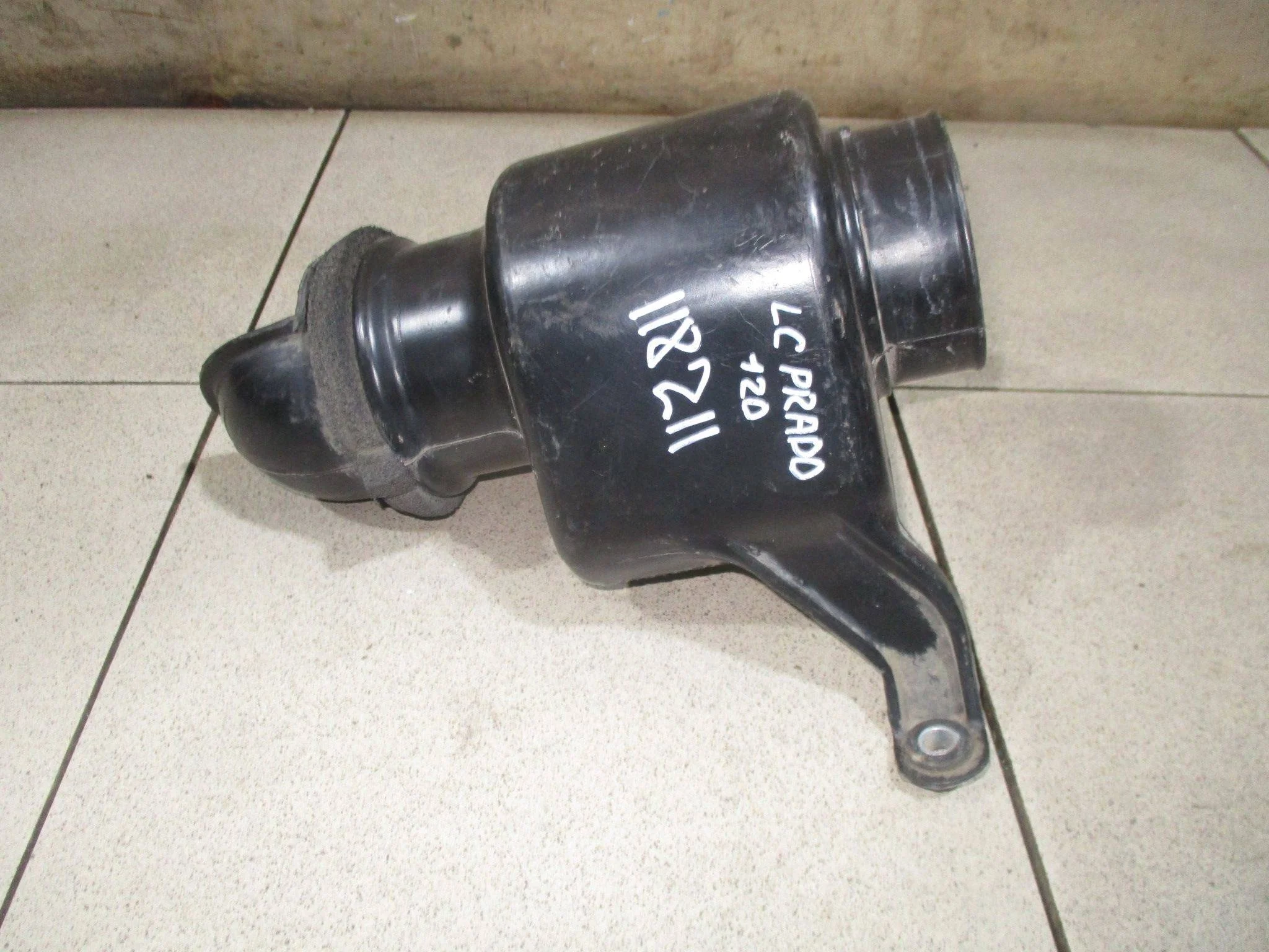 воздухозаборник (наружный) Toyota Land Cruiser Prado 120 2002-2009