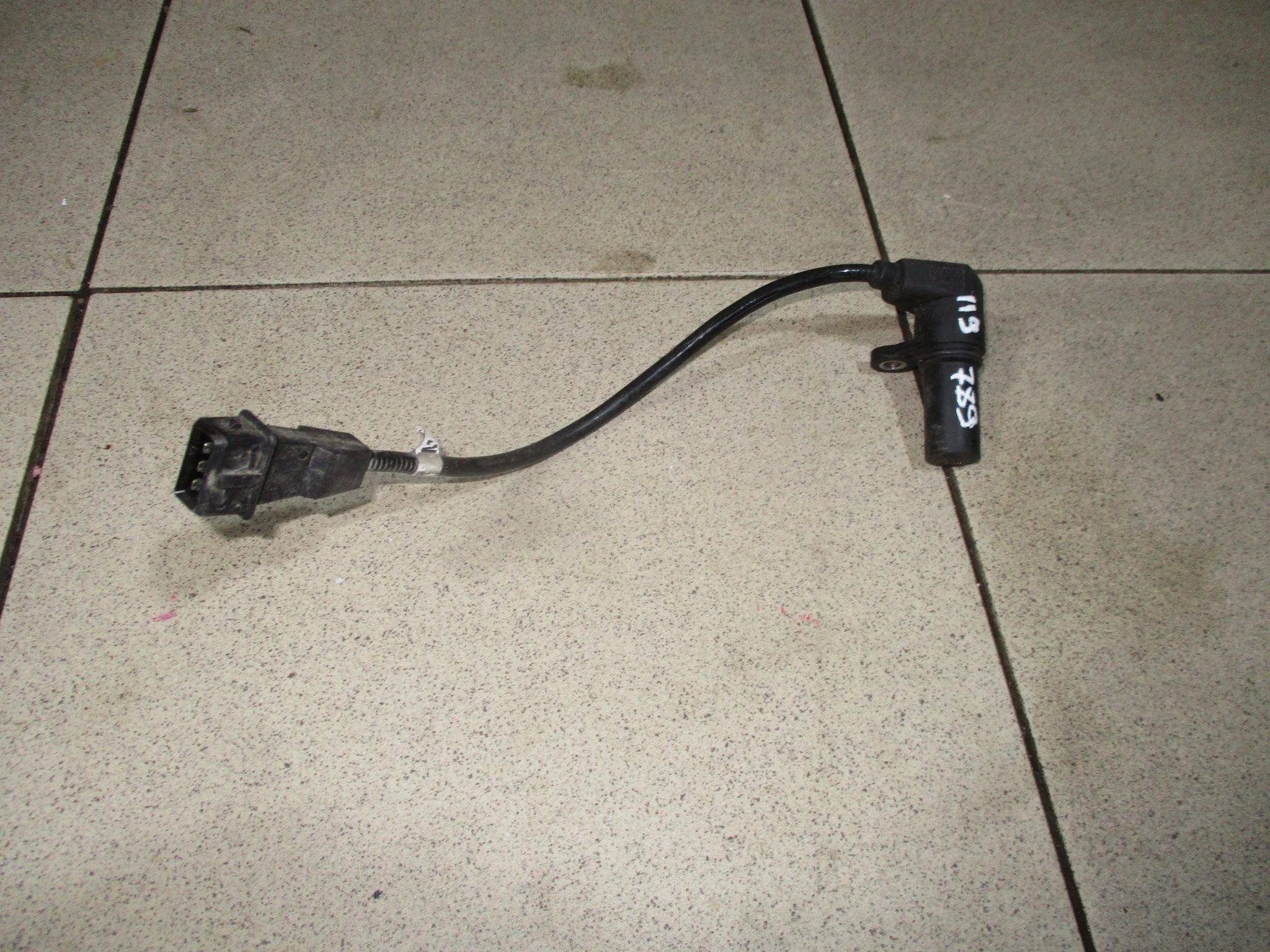 датчик положения коленвала Chevrolet Spark (M300) 2009-2015