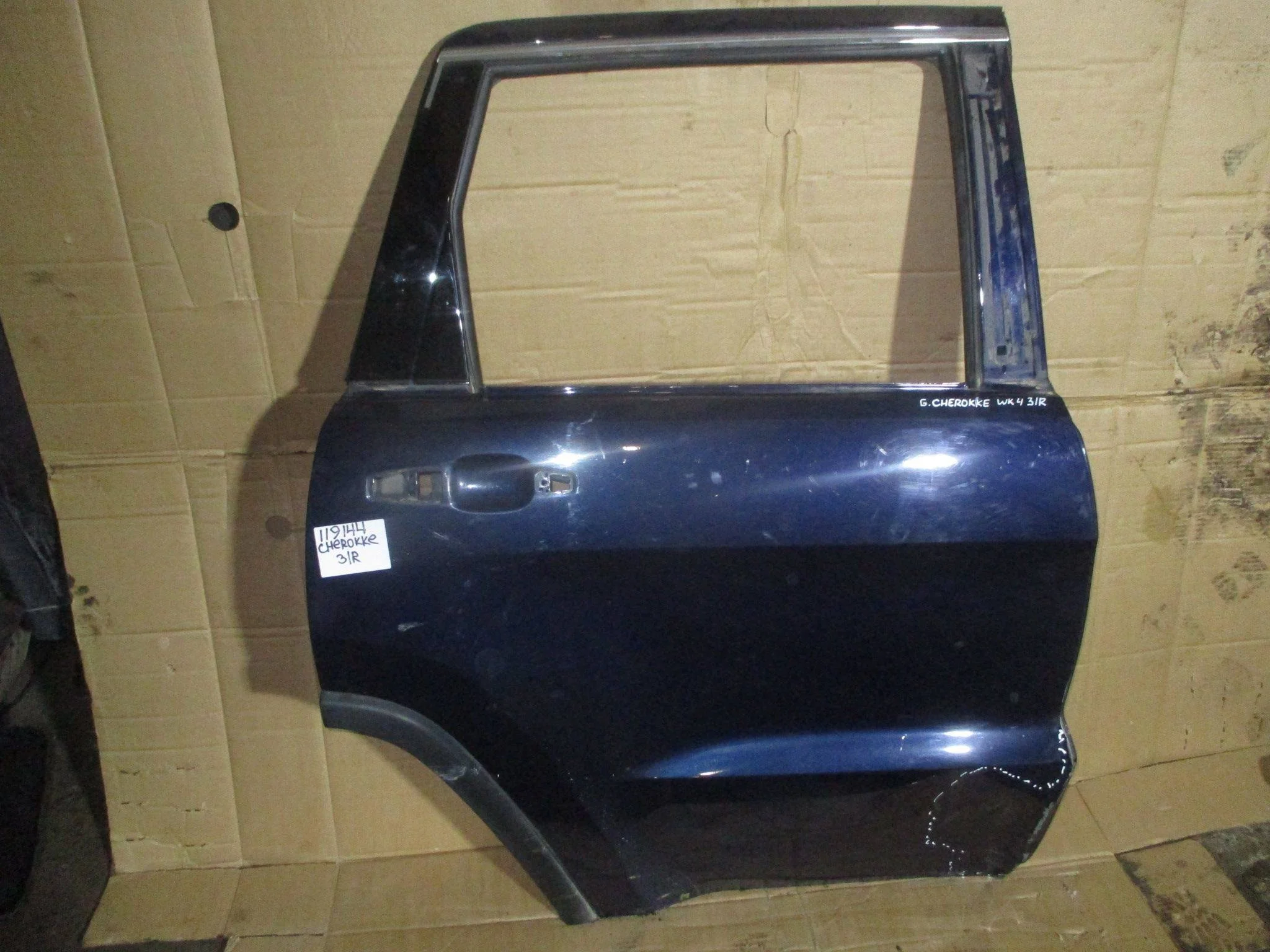 дверь Jeep Grand Cherokee (WK2) 2011-2022