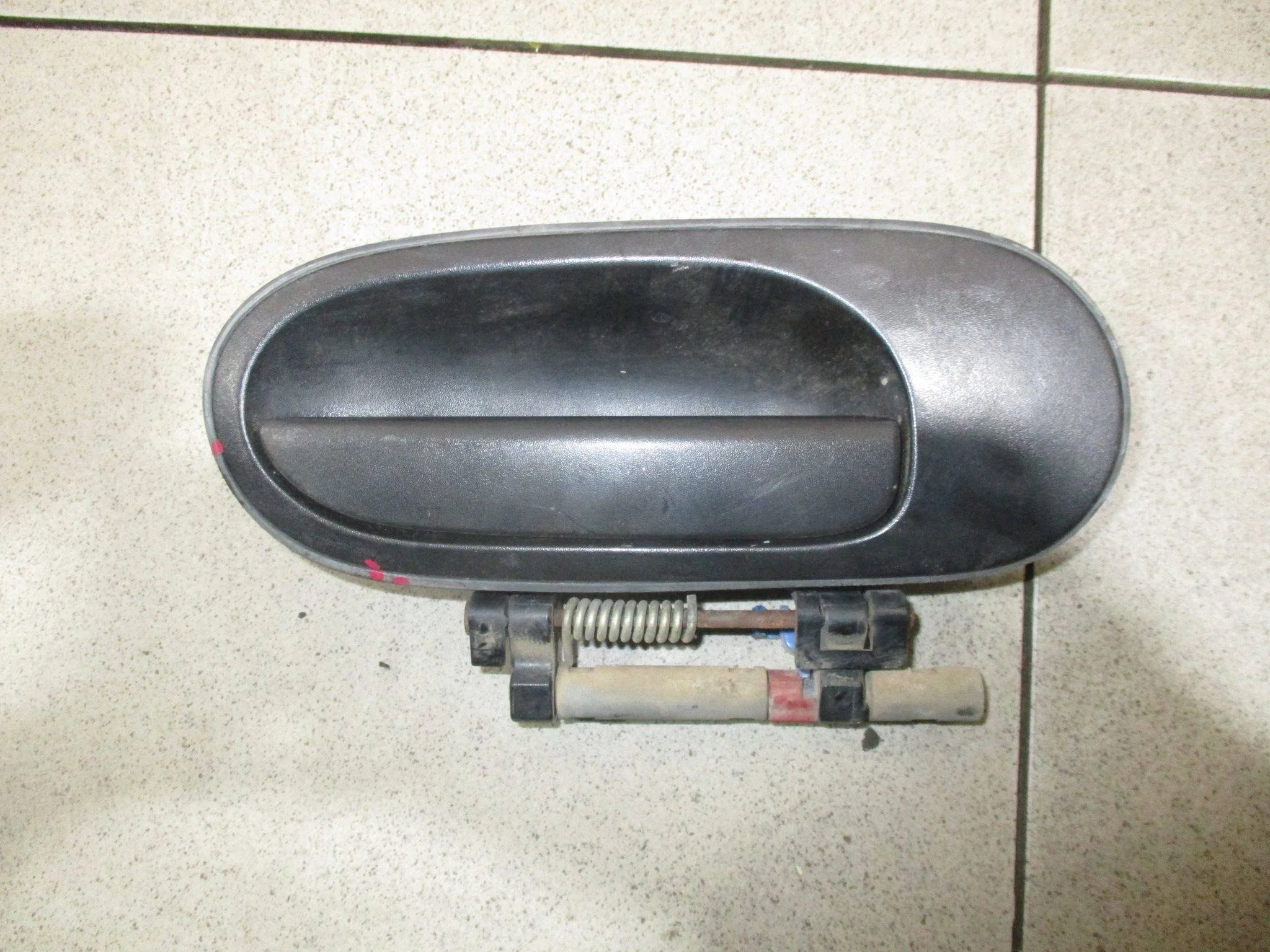 Ручка двери наружная правая Nissan Almera (N16) 2000-2006