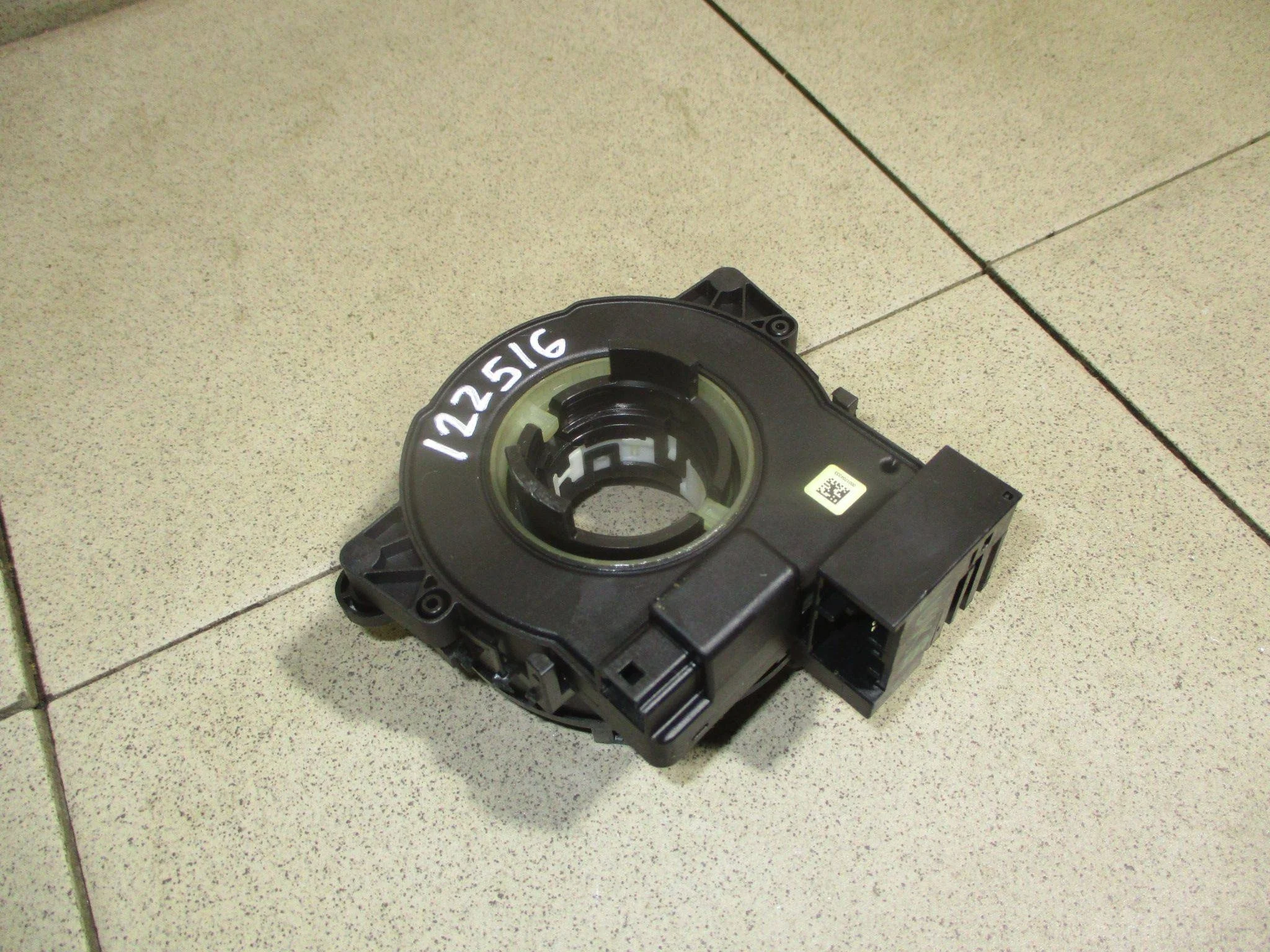 механизм подрулевой для srs (ленточный) Nissan Juke (F15) 2011-2019