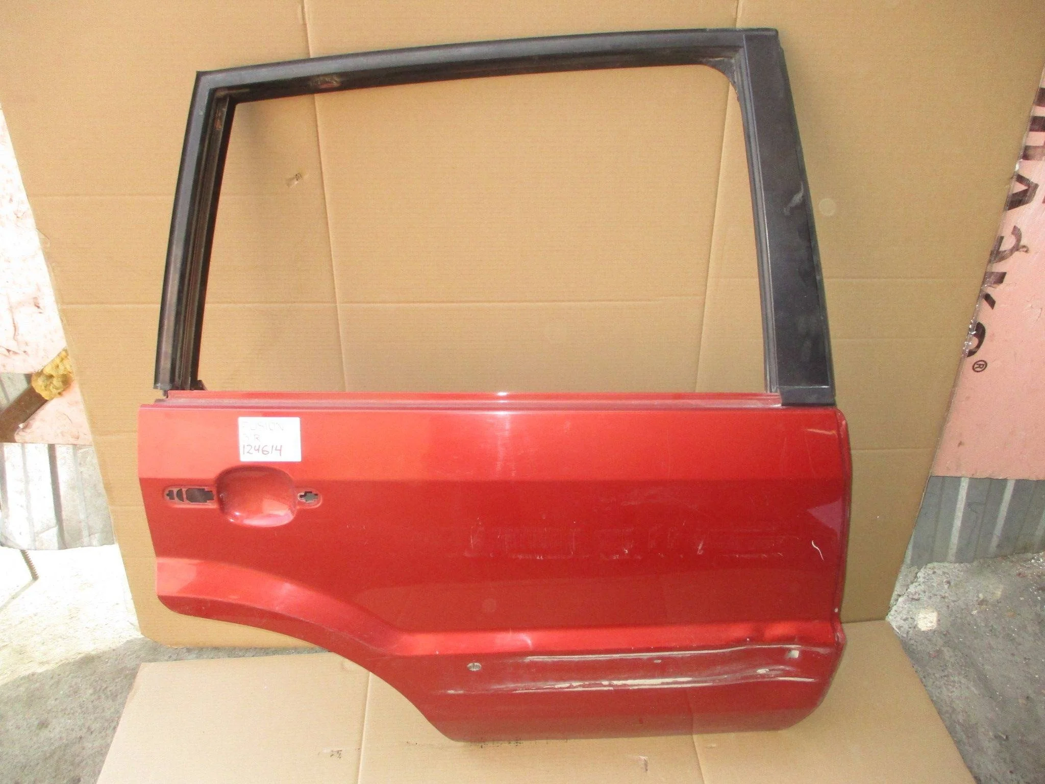дверь Ford Fusion 2002-2012