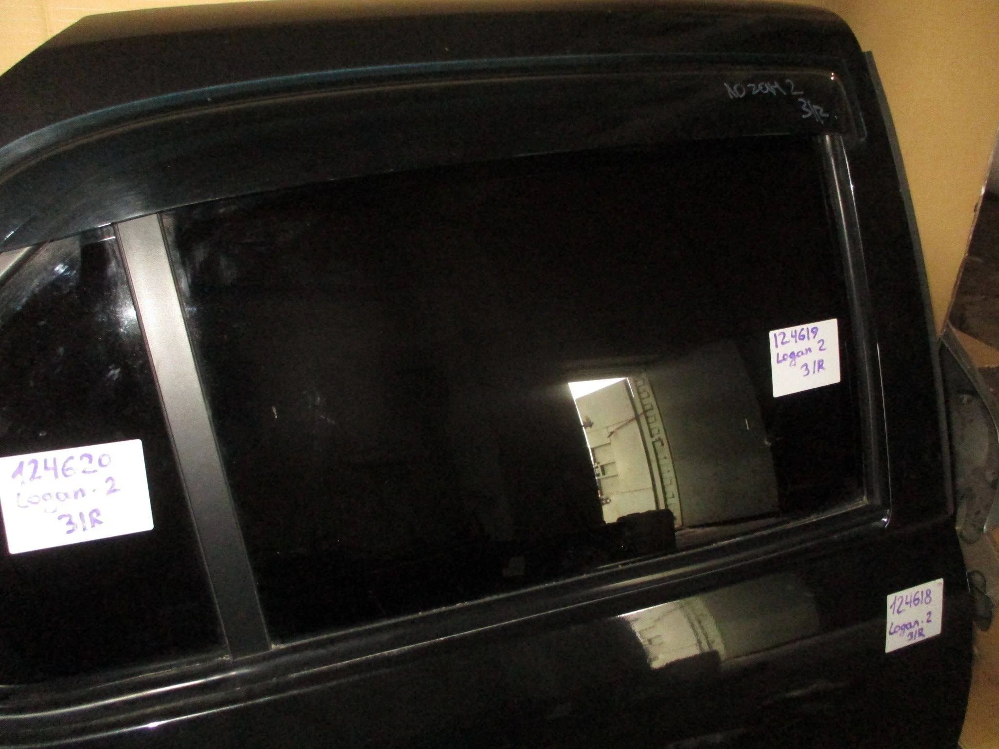 стекло двери Renault Logan II 2014>