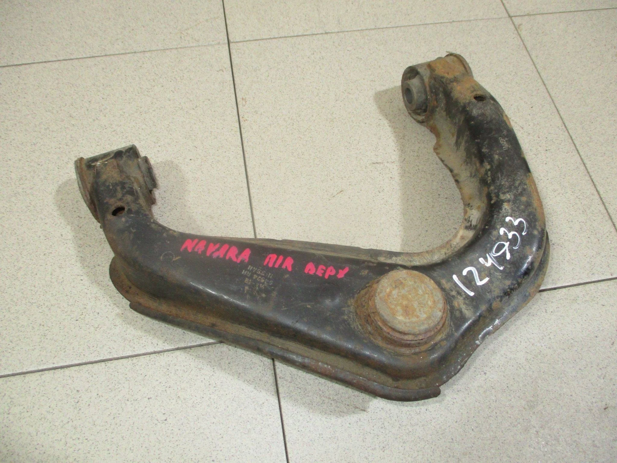 рычаг Nissan Navara (D40) 2004-2015