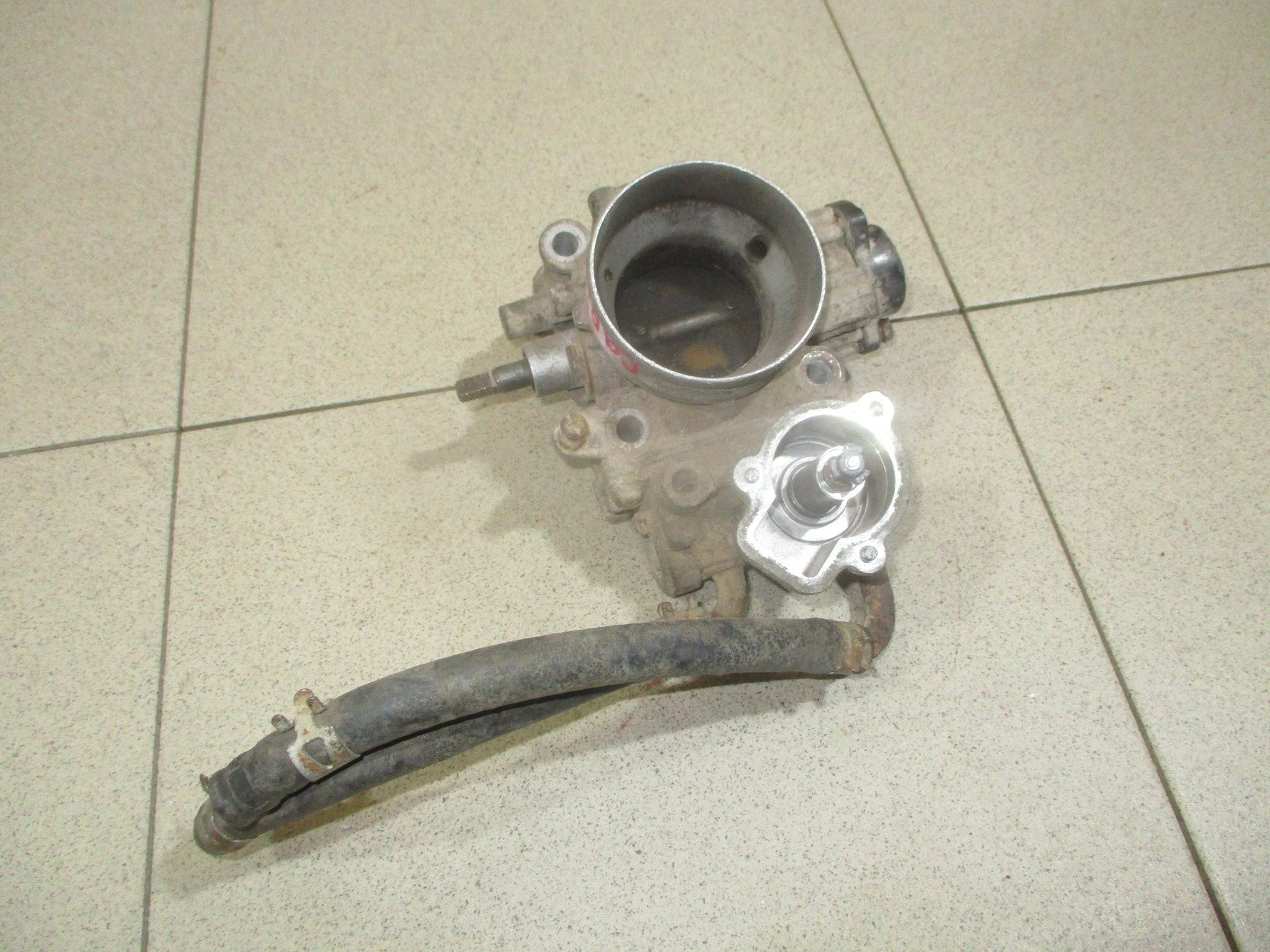 заслонка дроссельная механическая Mitsubishi Carisma (DA) 1995-2003