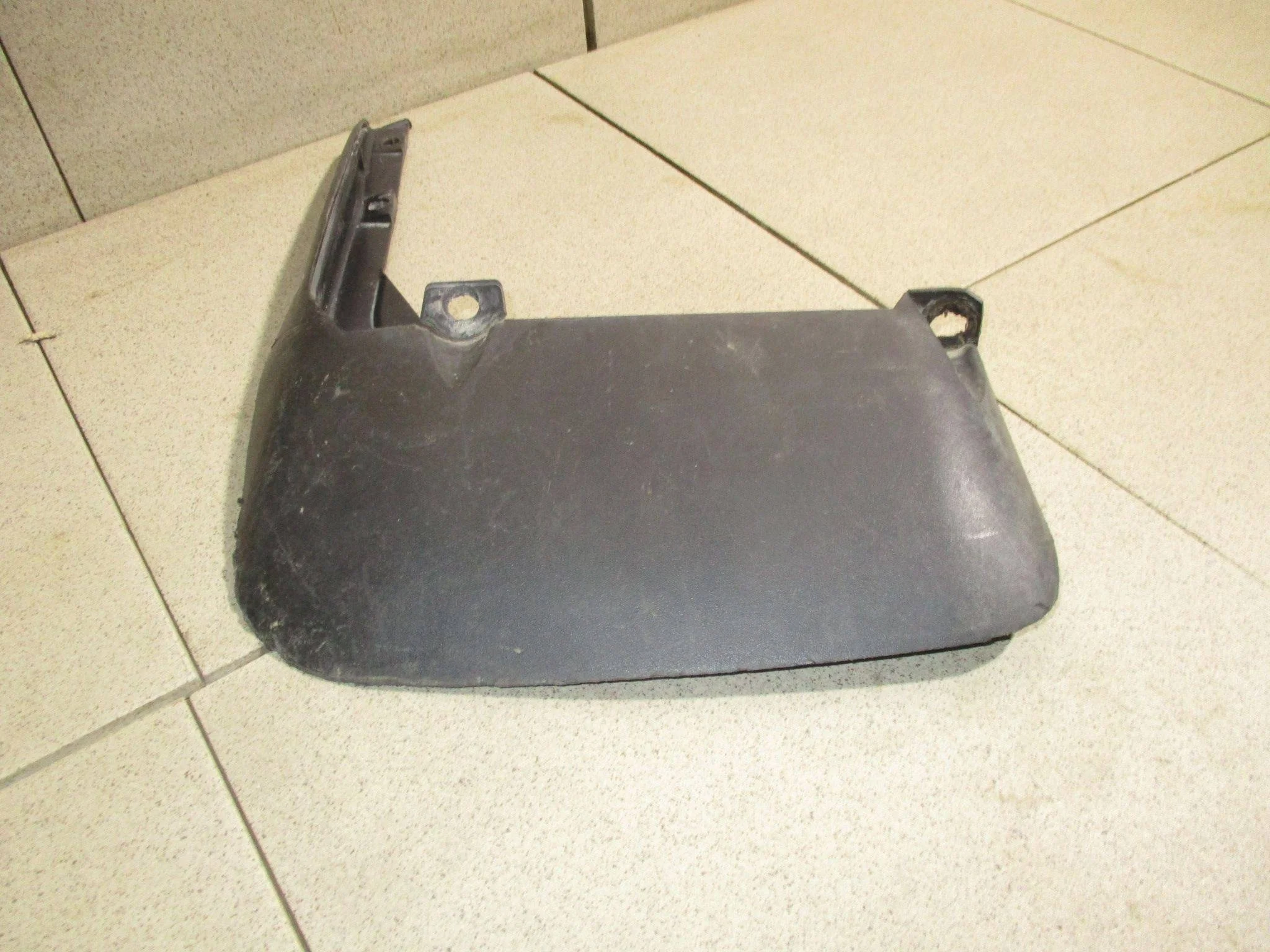 брызговик Toyota Highlander II (XU40) 2007-2013