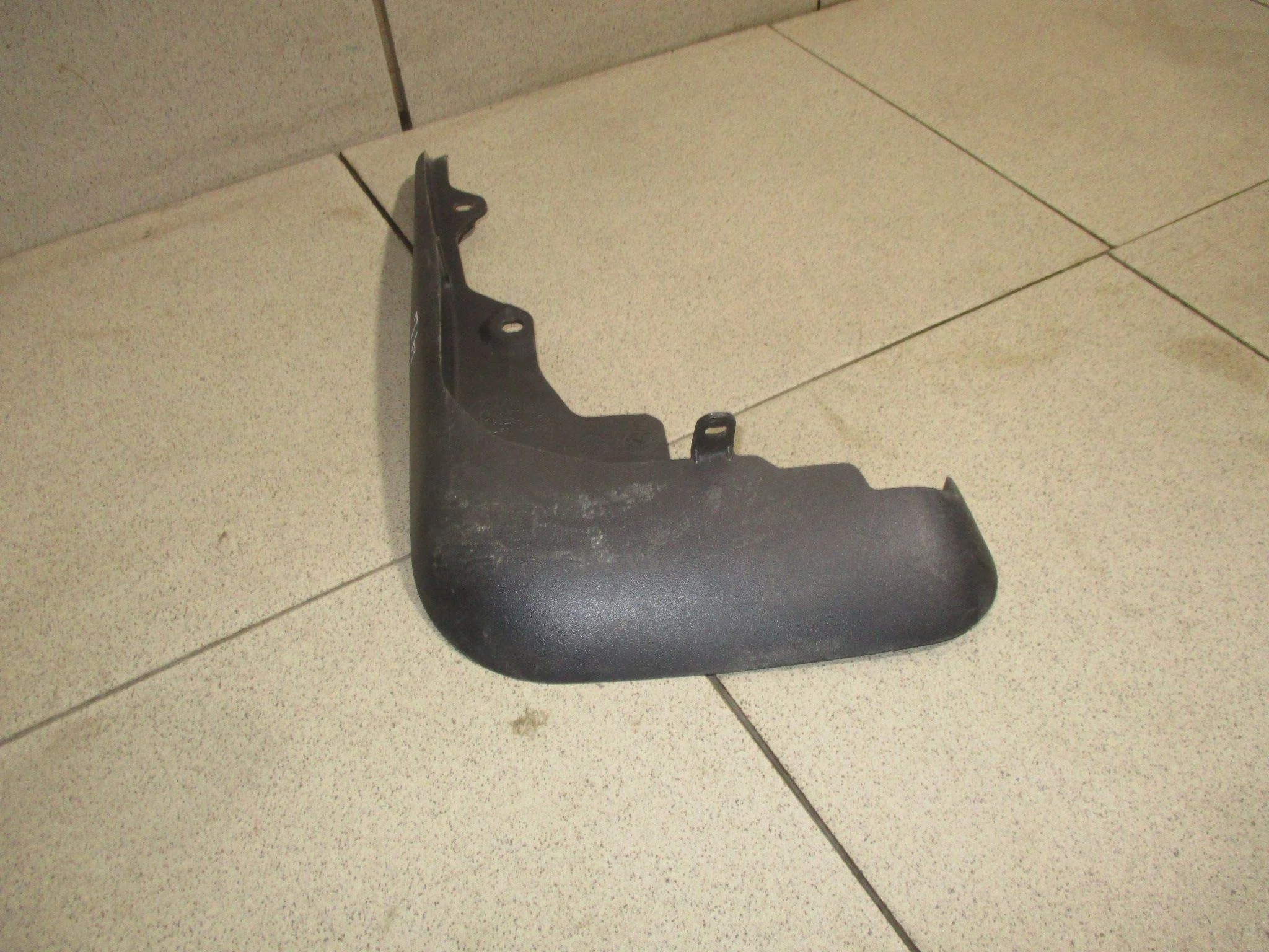 брызговик Toyota Highlander II (XU40) 2007-2013