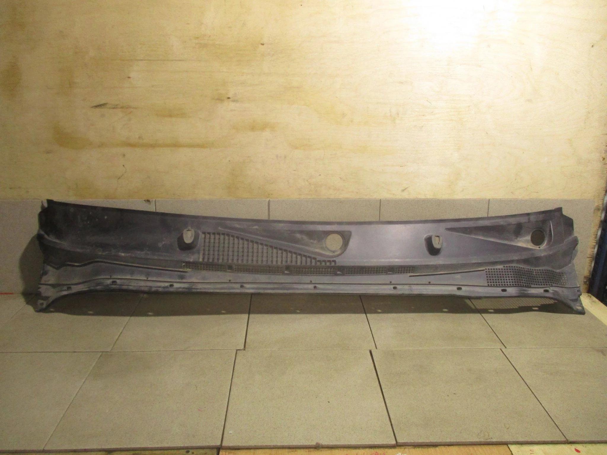 решетка стеклооч. (планка под лобовое стекло) Nissan Navara (D40) 2004-2015