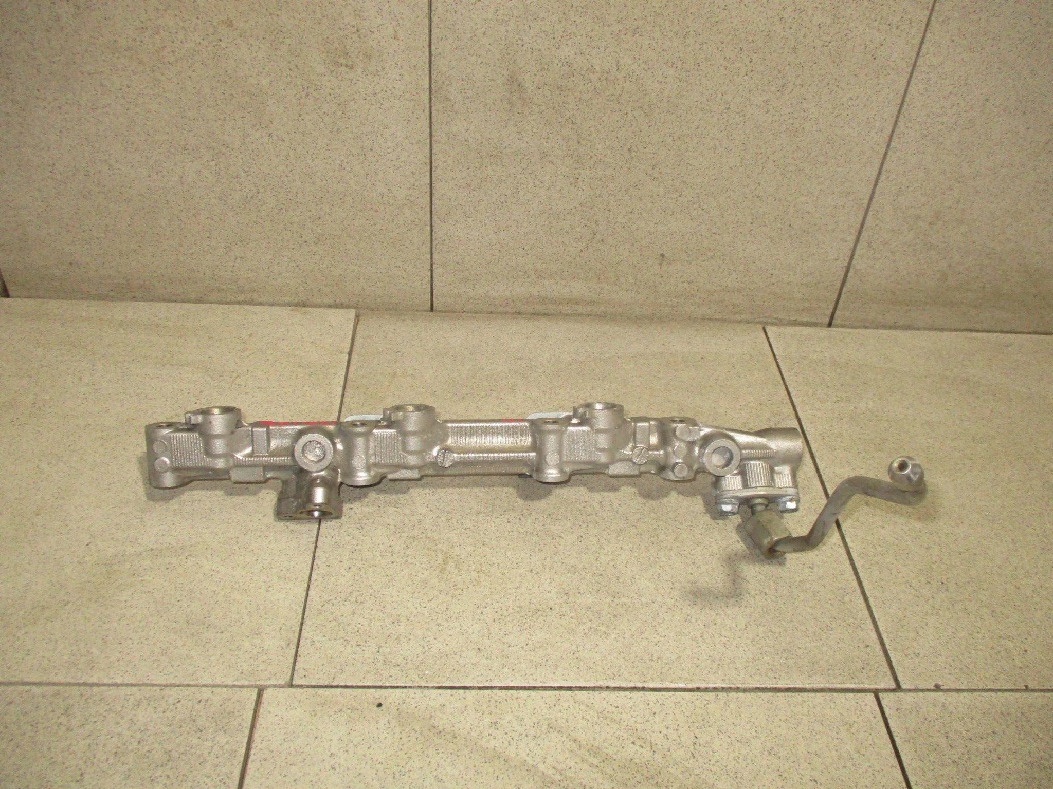 Рейка топливная (рампа) Lexus IS 200/220/250/300/350 (XE20) 2005-2013