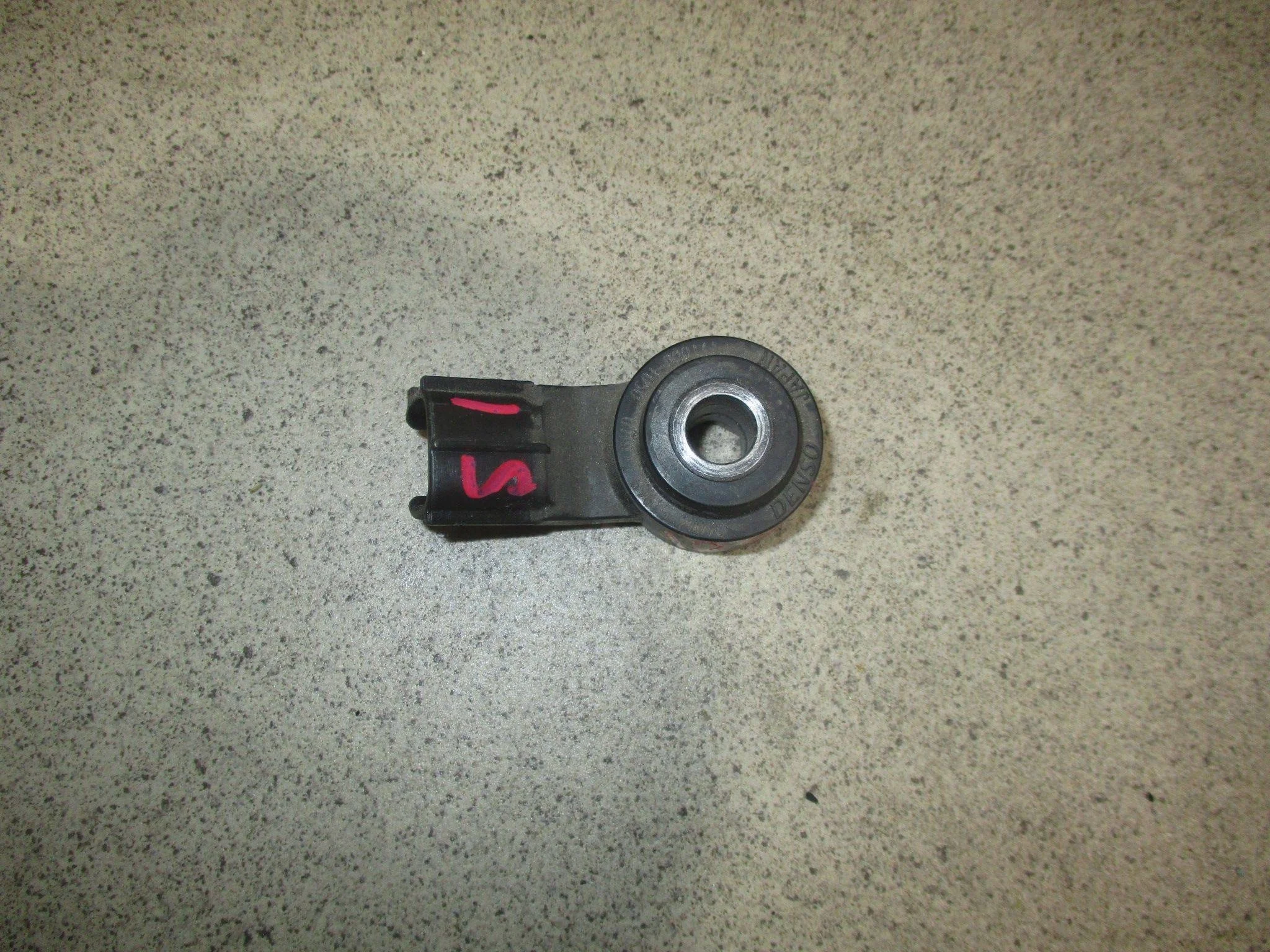 датчик детонации Lexus IS 200/220/250/300/350 (XE20) 2005-2013