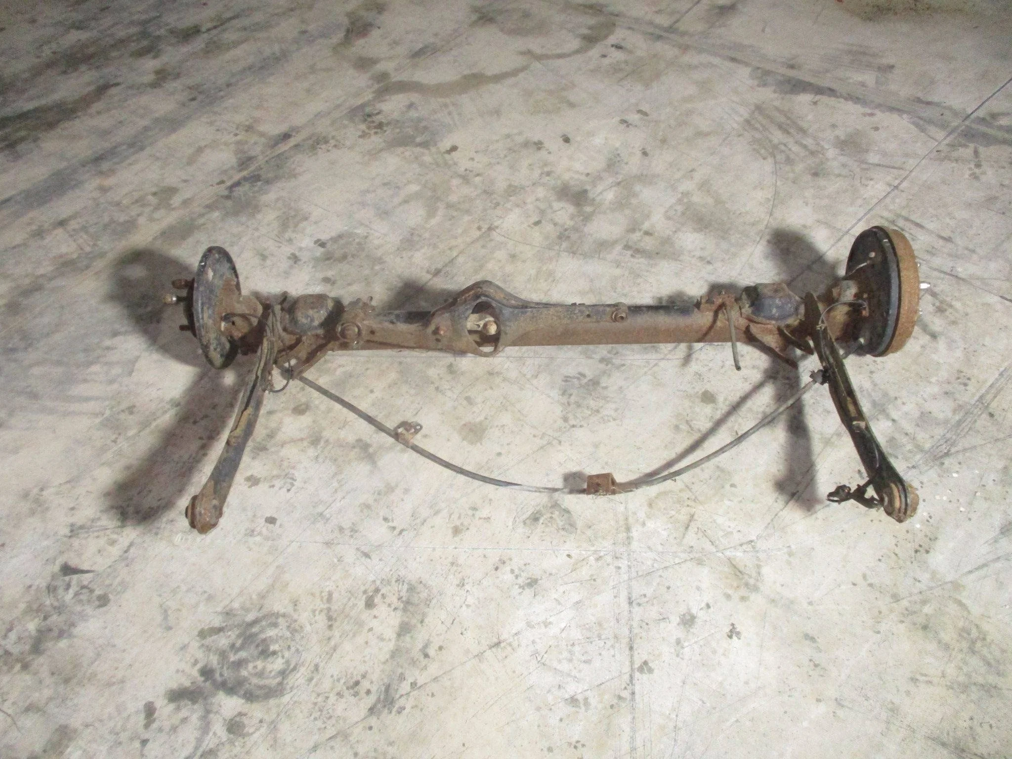 балка Nissan Presage (U30) 1998-2003