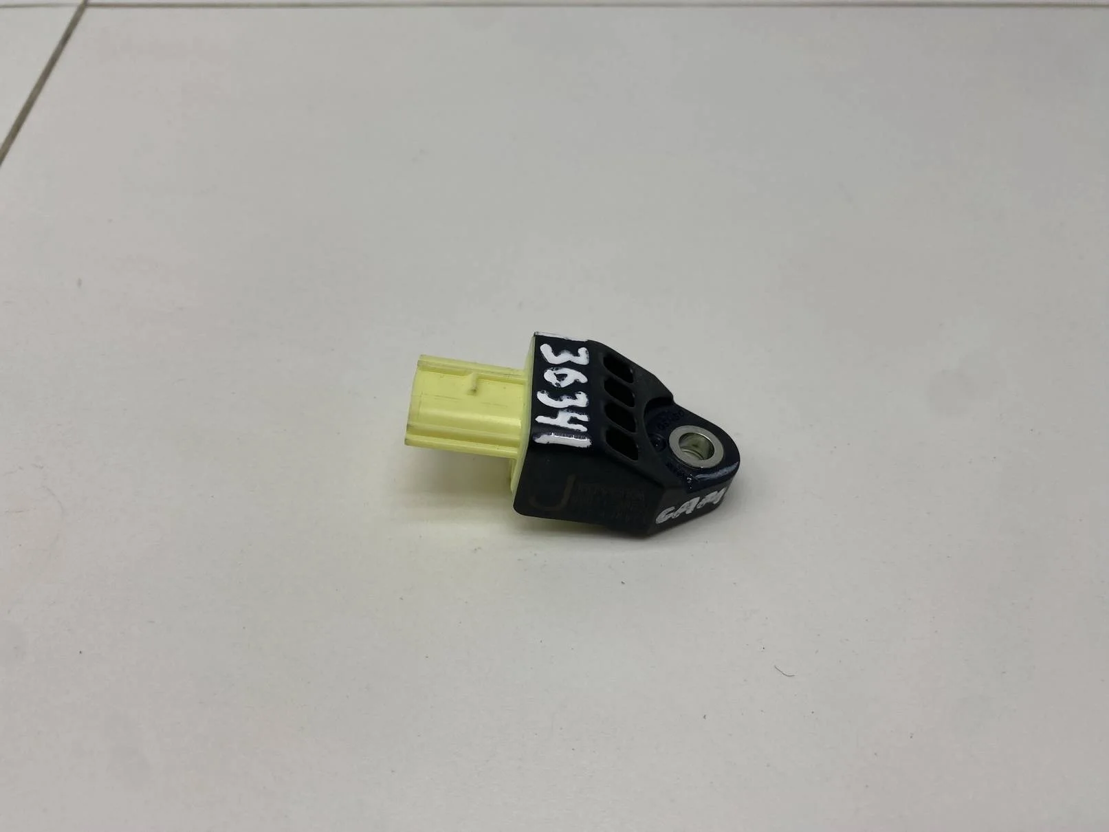 Датчик AIR BAG Toyota Camry XV50 2011-2017