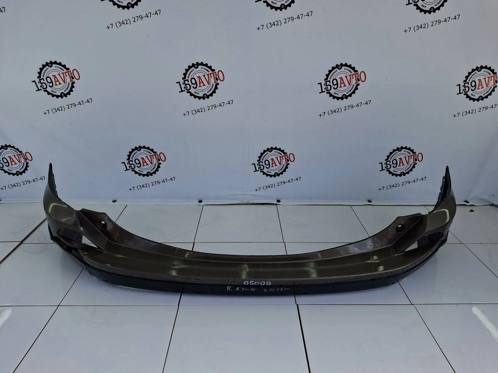 бампер Toyota RAV4 (XA40) 2013-2019