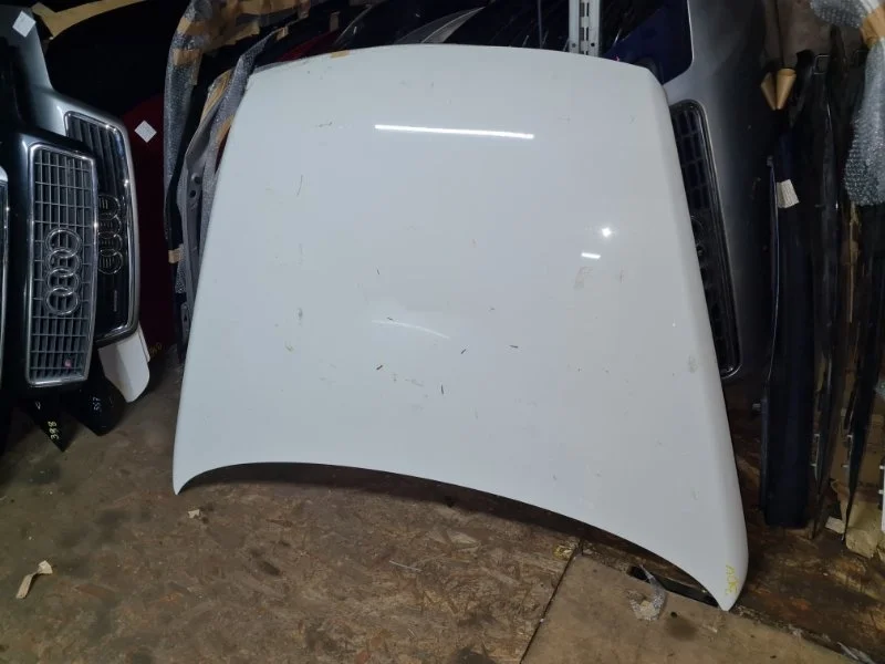 Капот Volkswagen Touareg 2009 7L
