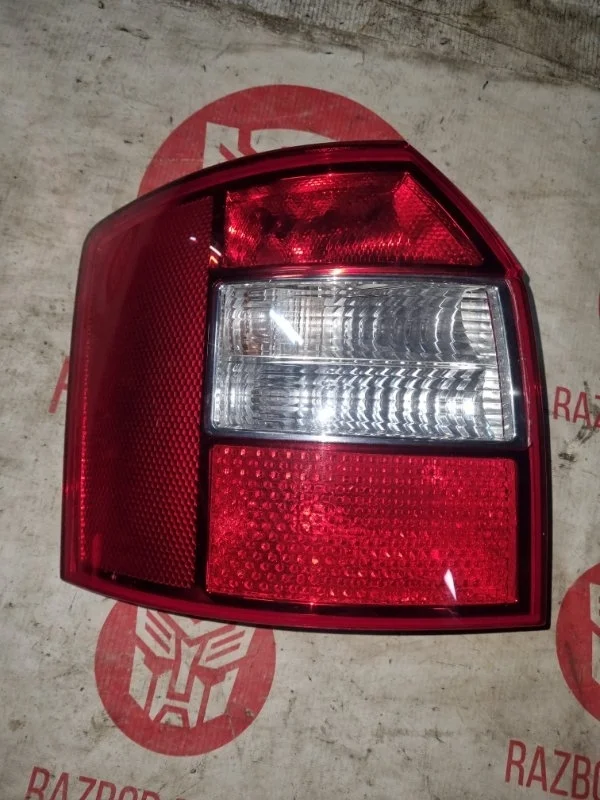 Фонарь Audi A4 2003 B6 Универсал