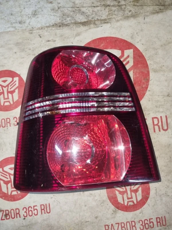Фонарь Volkswagen Touran 2008 1T